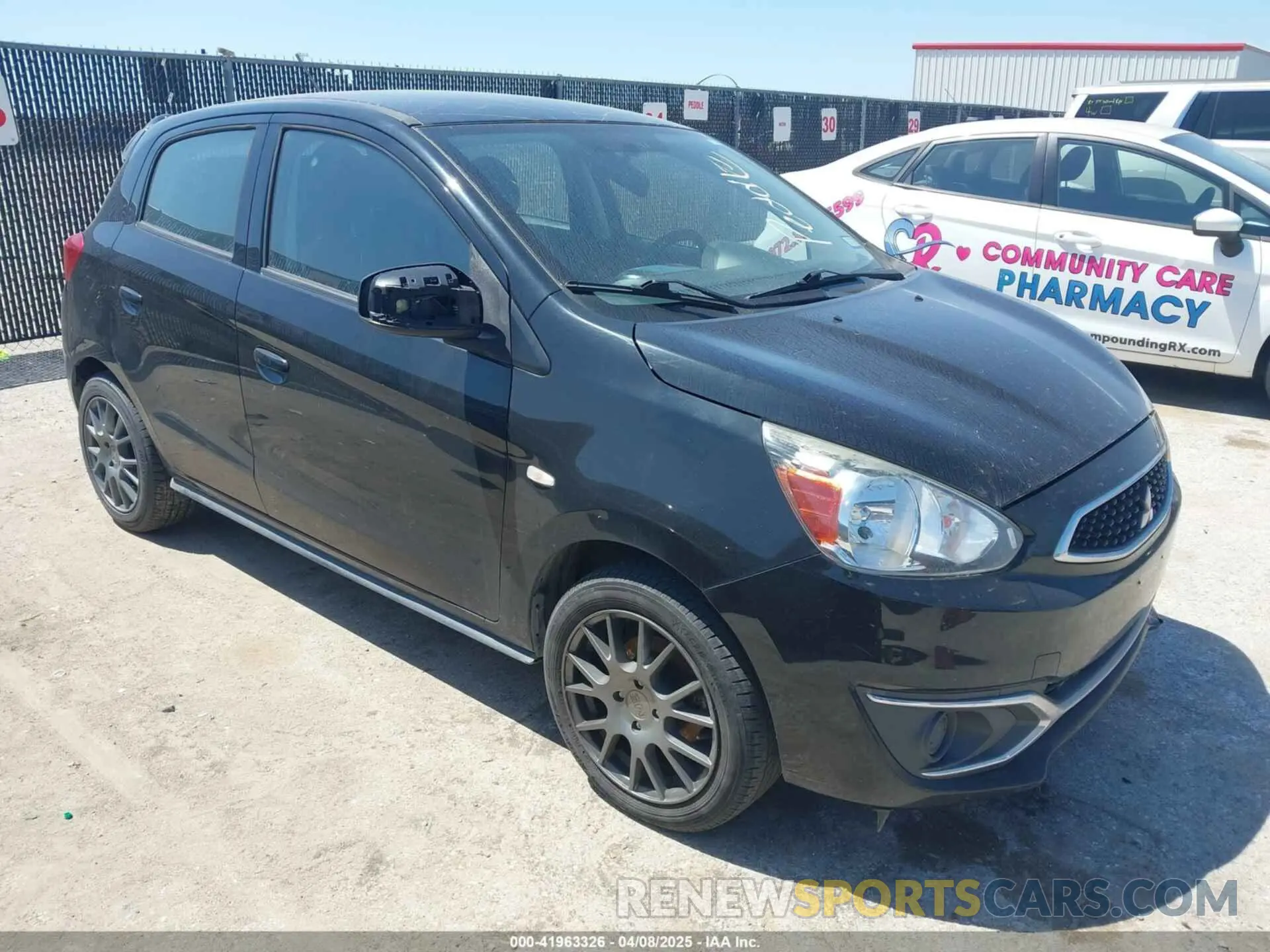 1 Фотография поврежденного автомобиля ML32A3HJ8KH010321 MITSUBISHI MIRAGE 2019