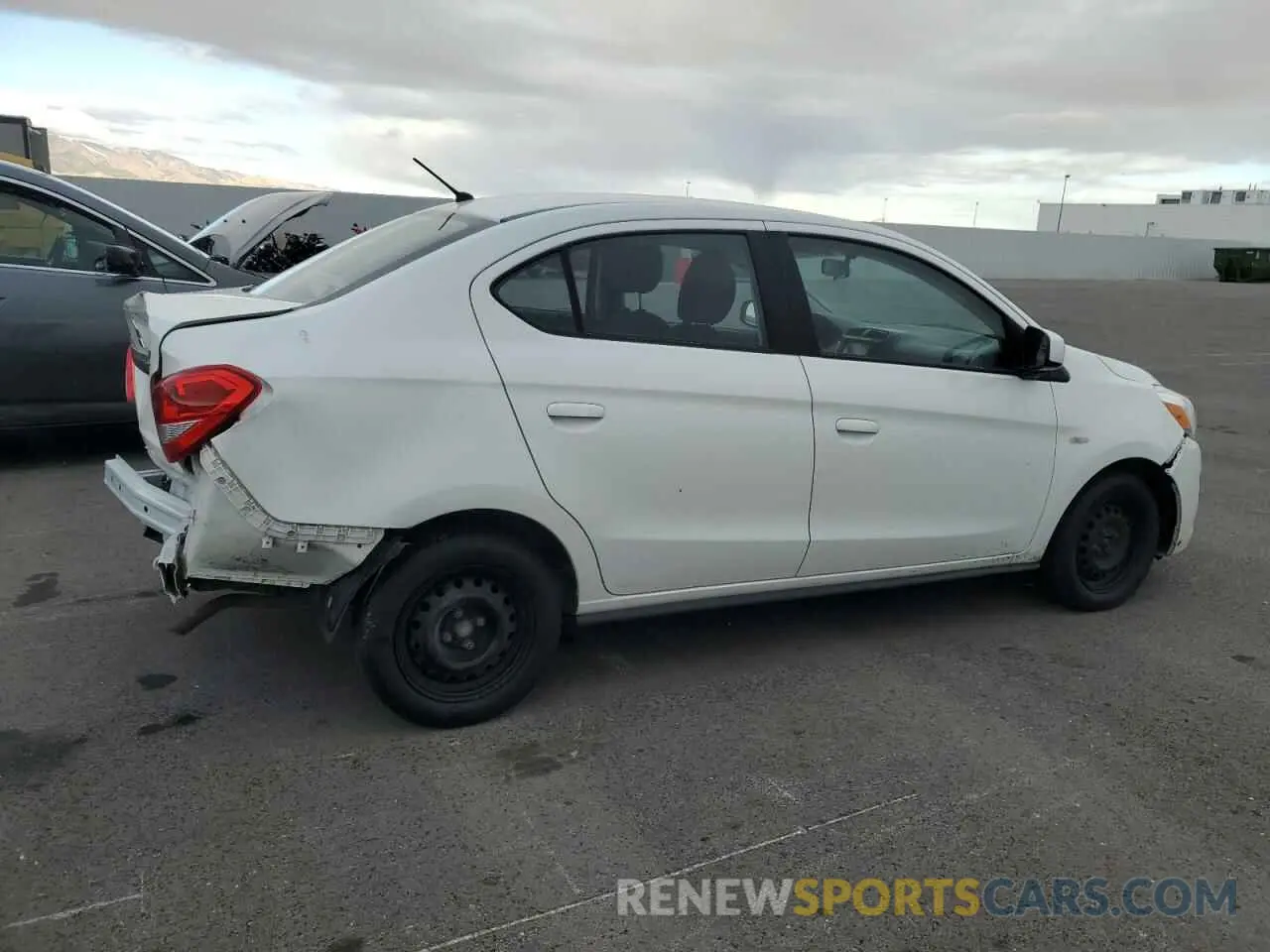 3 Фотография поврежденного автомобиля ML32F3FJ1KHF08125 MITSUBISHI MIRAGE 2019