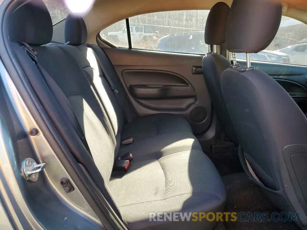 11 Фотография поврежденного автомобиля ML32F3FJ1KHF15575 MITSUBISHI MIRAGE 2019
