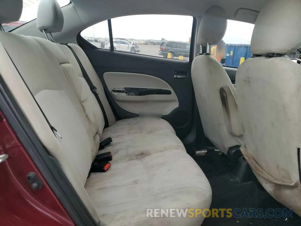 10 Photograph of a damaged car ML32F4FJ8KHF15899 MITSUBISHI MIRAGE 2019