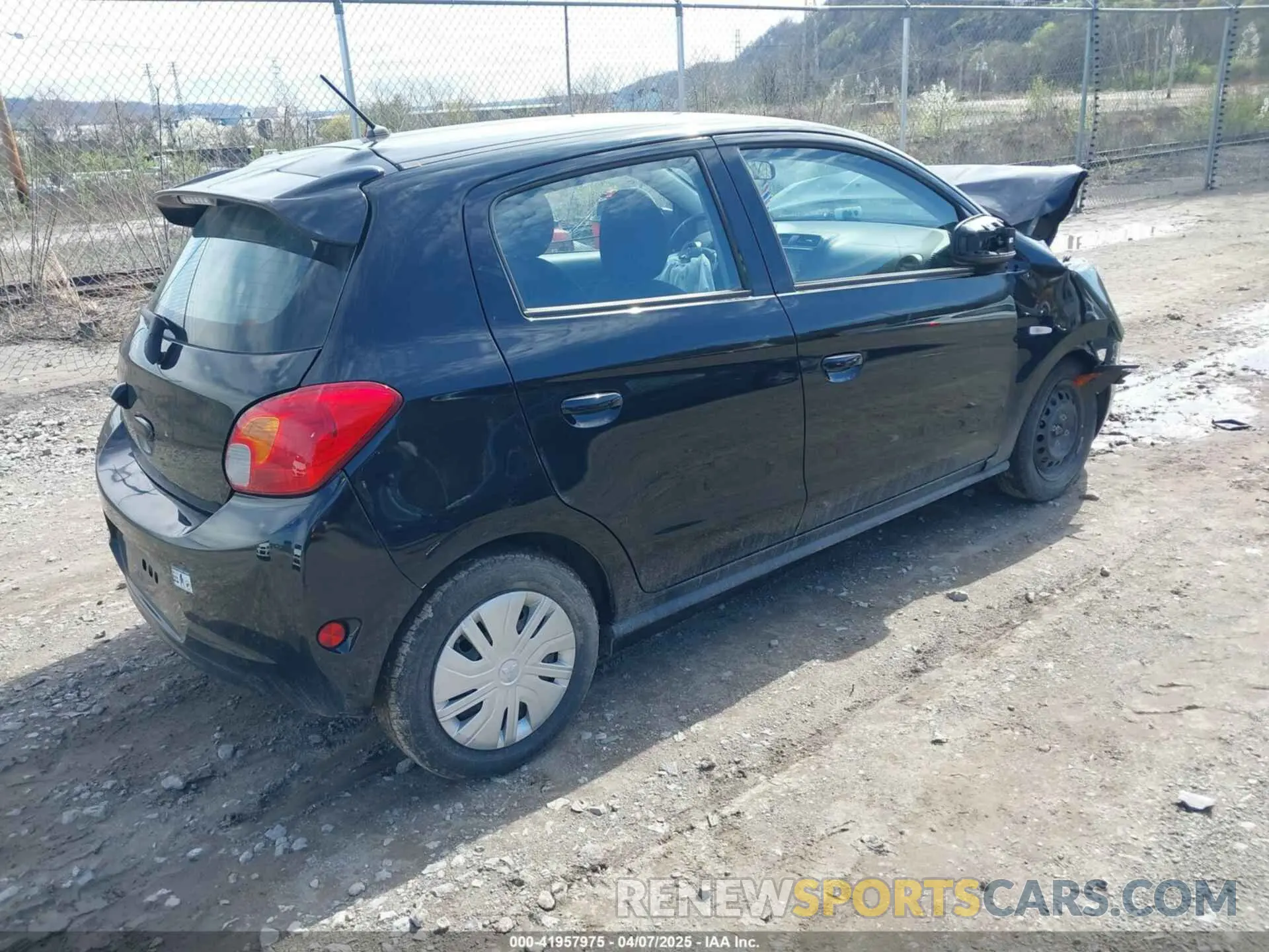 4 Photograph of a damaged car ML32A3HJXLH006885 MITSUBISHI MIRAGE 2020