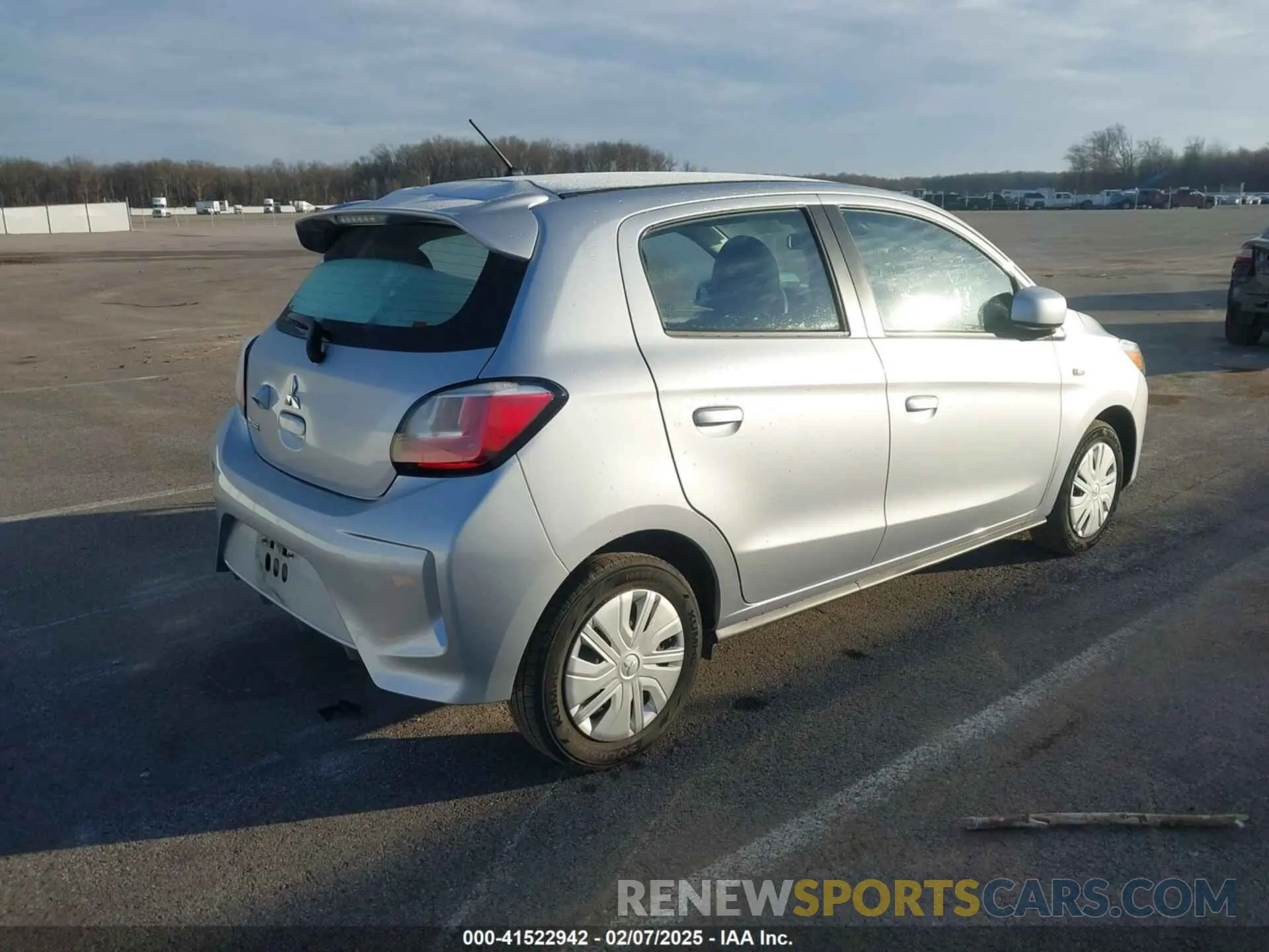 4 Фотография поврежденного автомобиля ML32AUHJ4MH011569 MITSUBISHI MIRAGE 2021