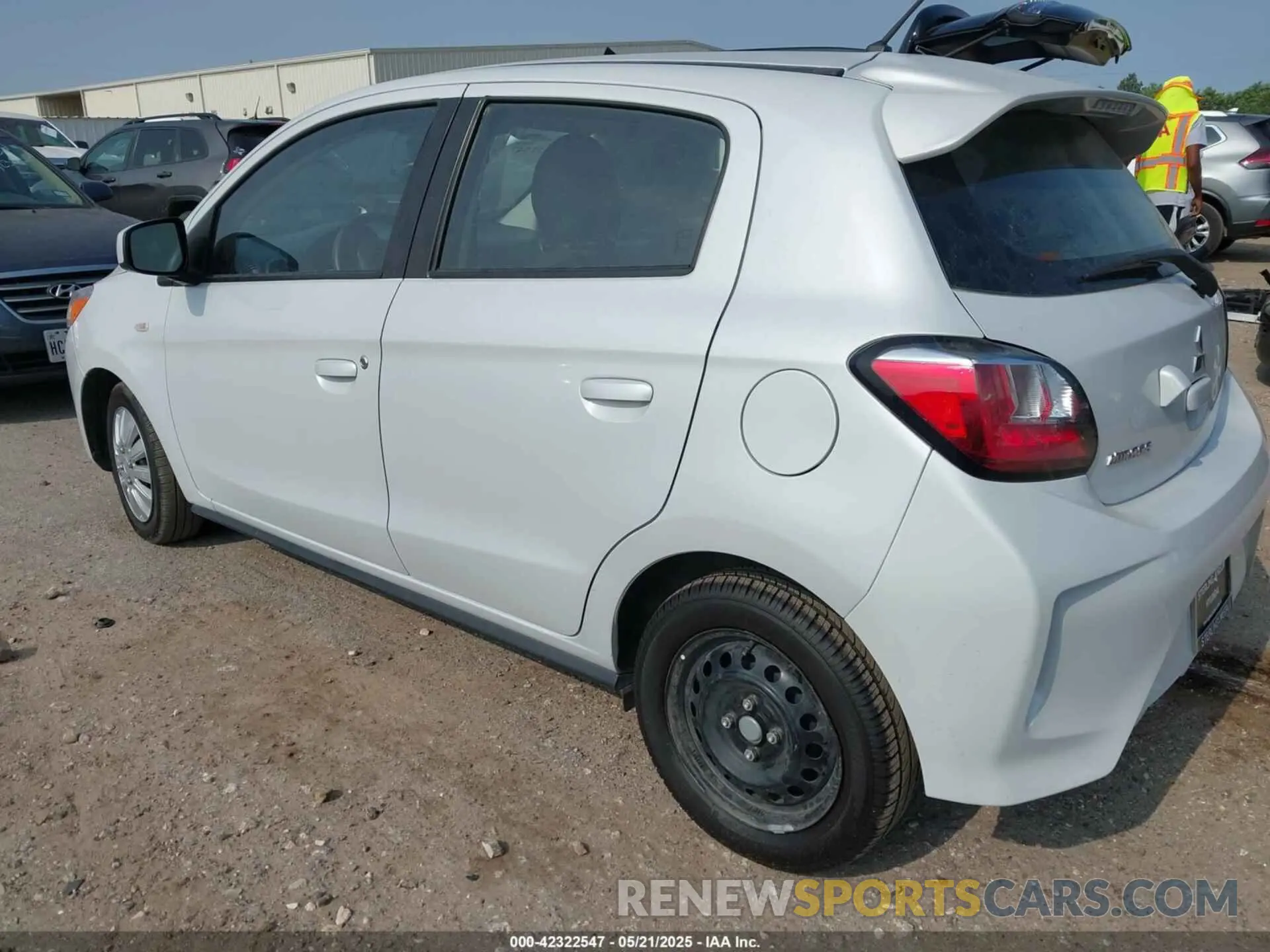 3 Фотография поврежденного автомобиля ML32AUHJ5MH007708 MITSUBISHI MIRAGE 2021