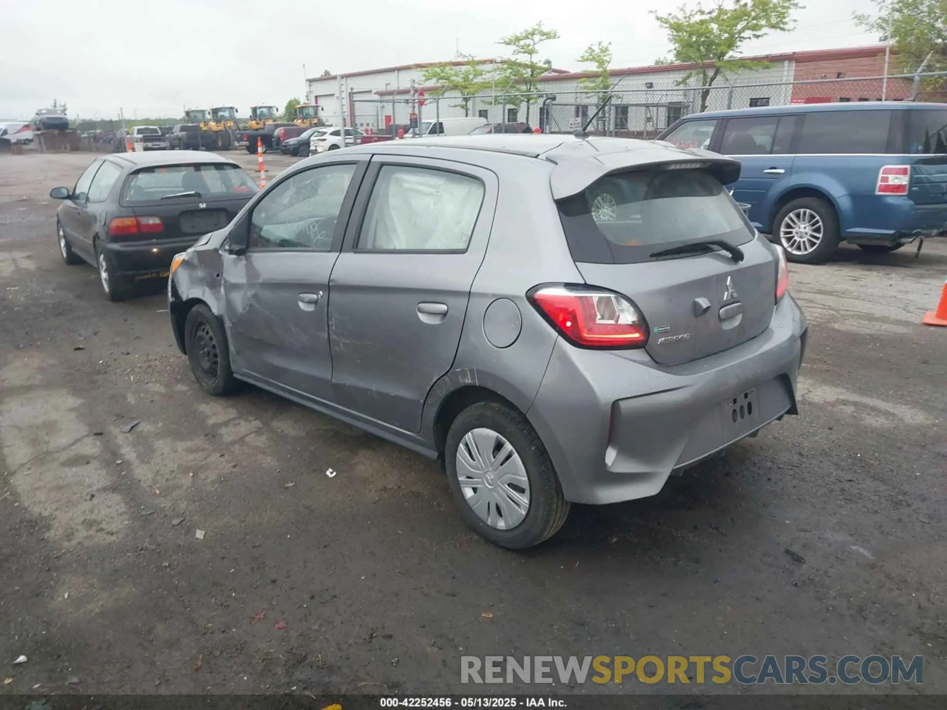 3 Фотография поврежденного автомобиля ML32AUHJ5MH010222 MITSUBISHI MIRAGE 2021