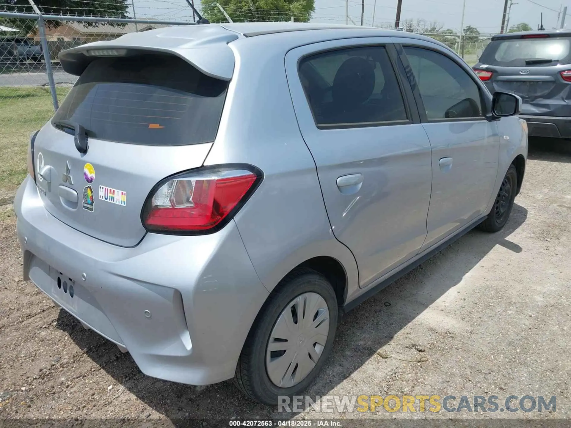 4 Фотография поврежденного автомобиля ML32AUHJ1NH007979 MITSUBISHI MIRAGE 2022