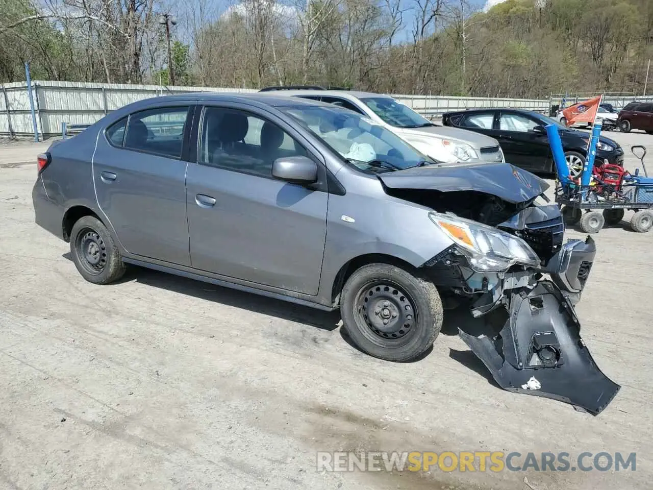 4 Photograph of a damaged car ML32FUFJ8NHF02168 MITSUBISHI MIRAGE 2022
