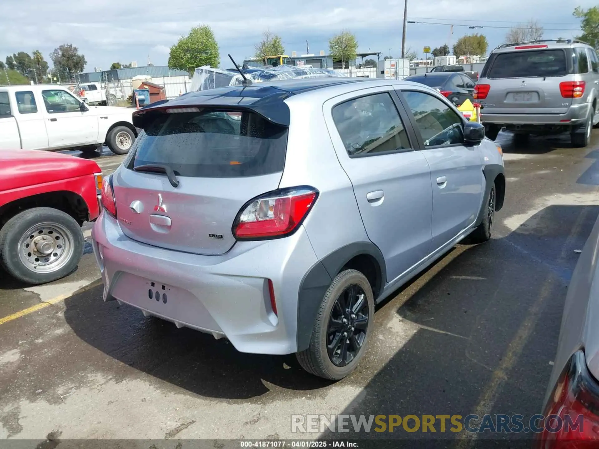 4 Фотография поврежденного автомобиля ML32AWHJ4PH000832 MITSUBISHI MIRAGE 2023