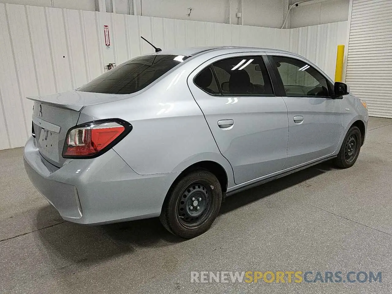 3 Фотография поврежденного автомобиля ML32FUFJ4PHF02333 MITSUBISHI MIRAGE 2023