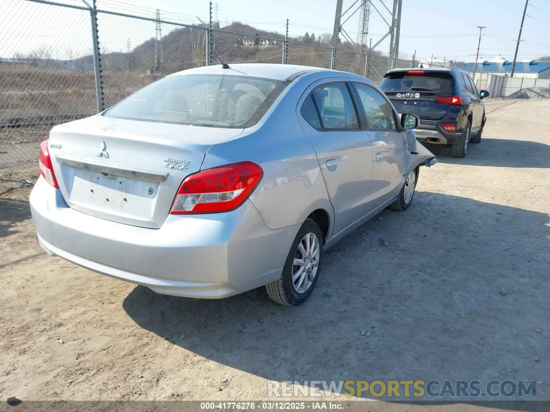 4 Photograph of a damaged car ML32F3FJ2KHF08036 MITSUBISHI MIRAGE G4 2019