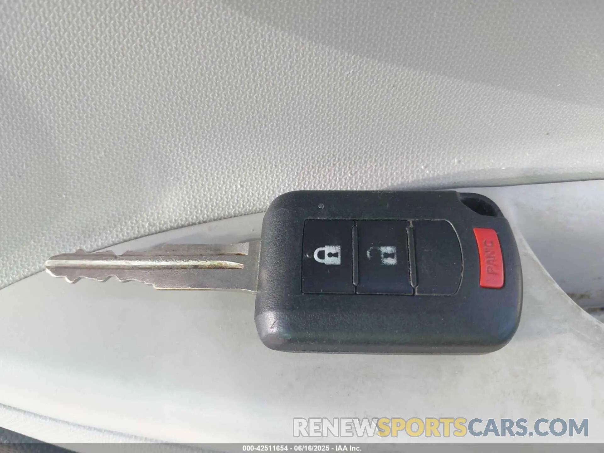 11 Фотография поврежденного автомобиля ML32F3FJ2KHF09705 MITSUBISHI MIRAGE G4 2019