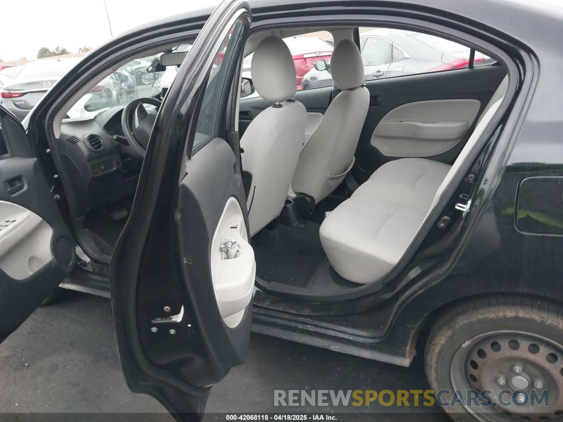 8 Фотография поврежденного автомобиля ML32F3FJ5KHF17975 MITSUBISHI MIRAGE G4 2019