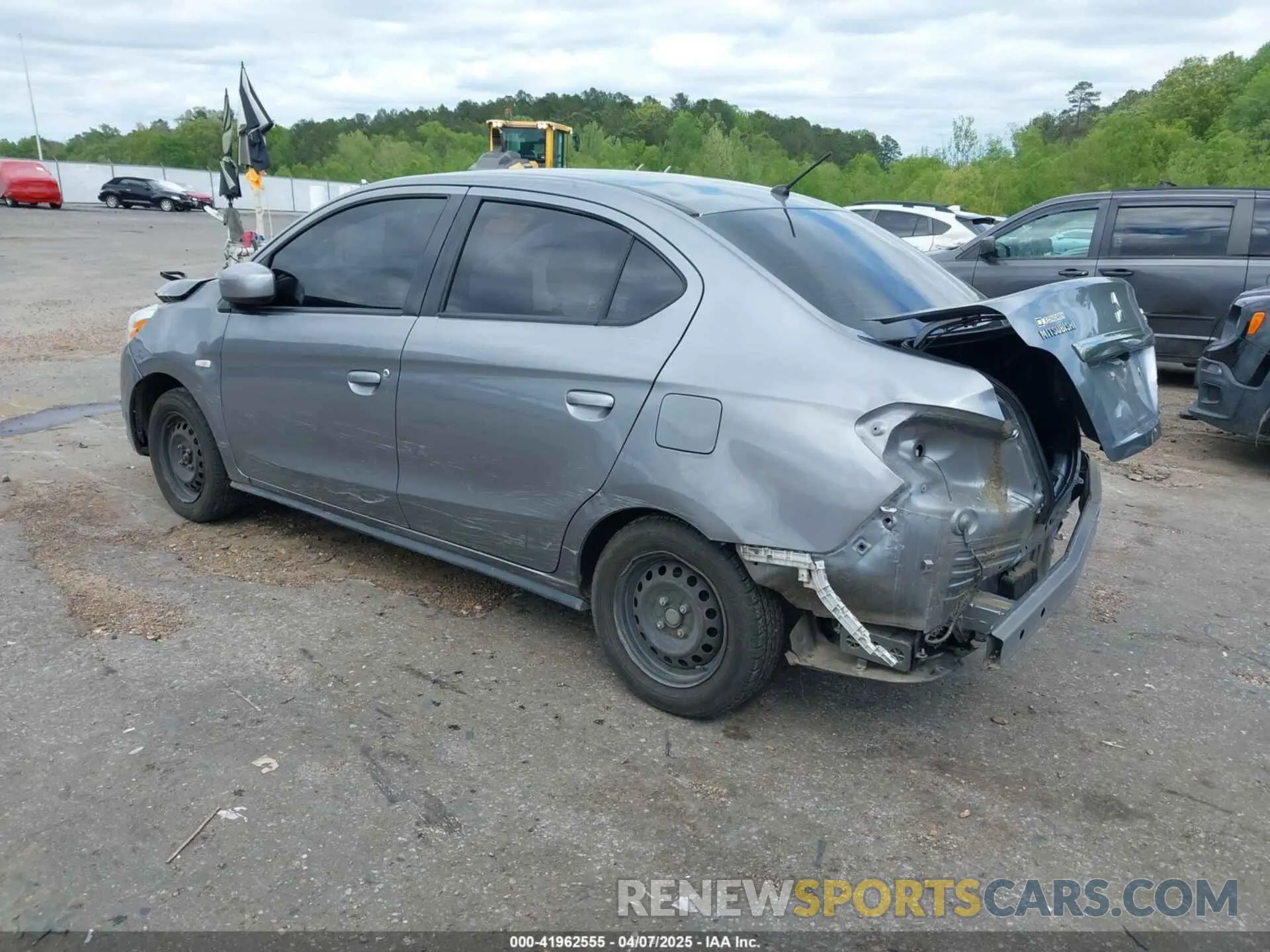 3 Фотография поврежденного автомобиля ML32F3FJXKHF15803 MITSUBISHI MIRAGE G4 2019