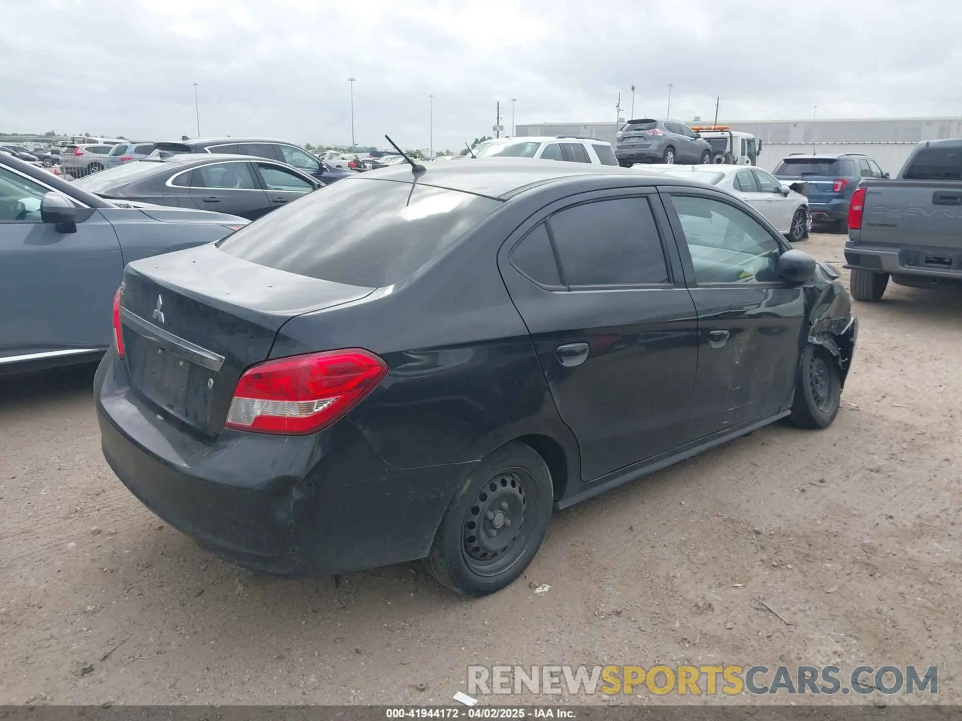 4 Фотография поврежденного автомобиля ML32F3FJXLHF10988 MITSUBISHI MIRAGE G4 2020