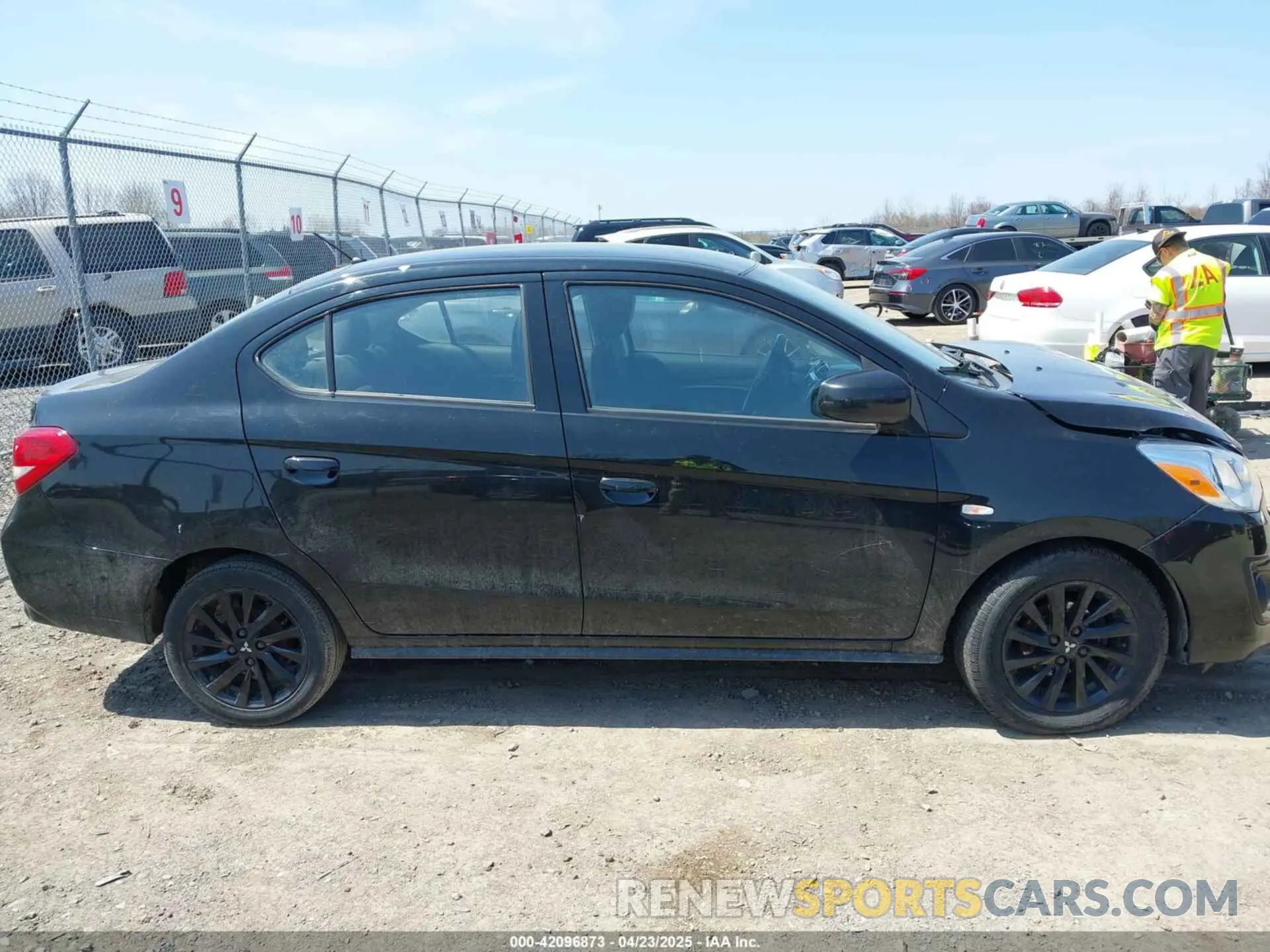 13 Фотография поврежденного автомобиля ML32F4FJ2LHF13213 MITSUBISHI MIRAGE G4 2020