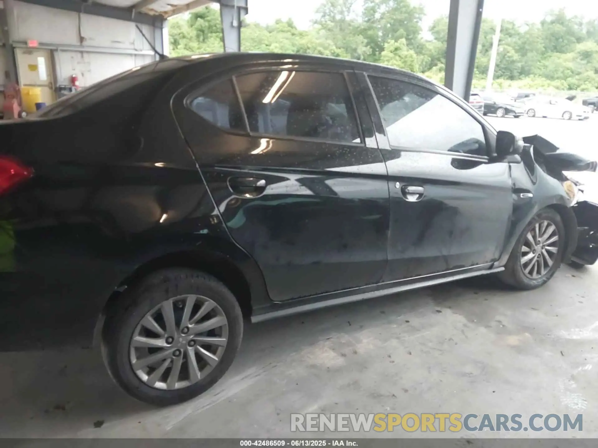 13 Photograph of a damaged car ML32F4FJ5LHF05364 MITSUBISHI MIRAGE G4 2020