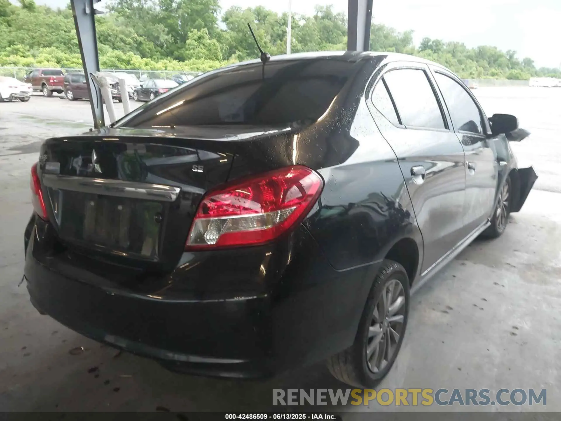 4 Photograph of a damaged car ML32F4FJ5LHF05364 MITSUBISHI MIRAGE G4 2020