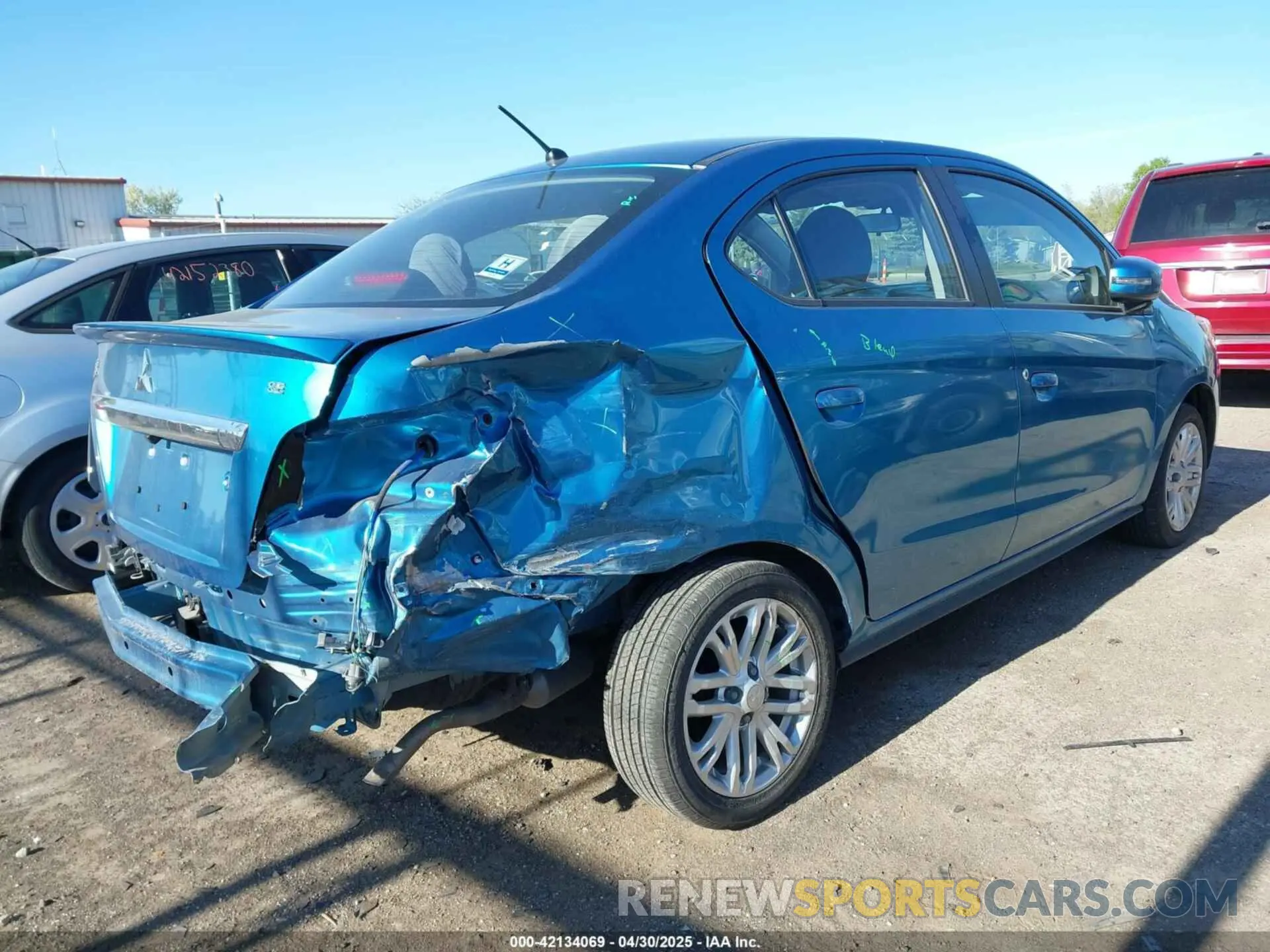 4 Photograph of a damaged car ML32FVFJ2NHF07890 MITSUBISHI MIRAGE G4 2022