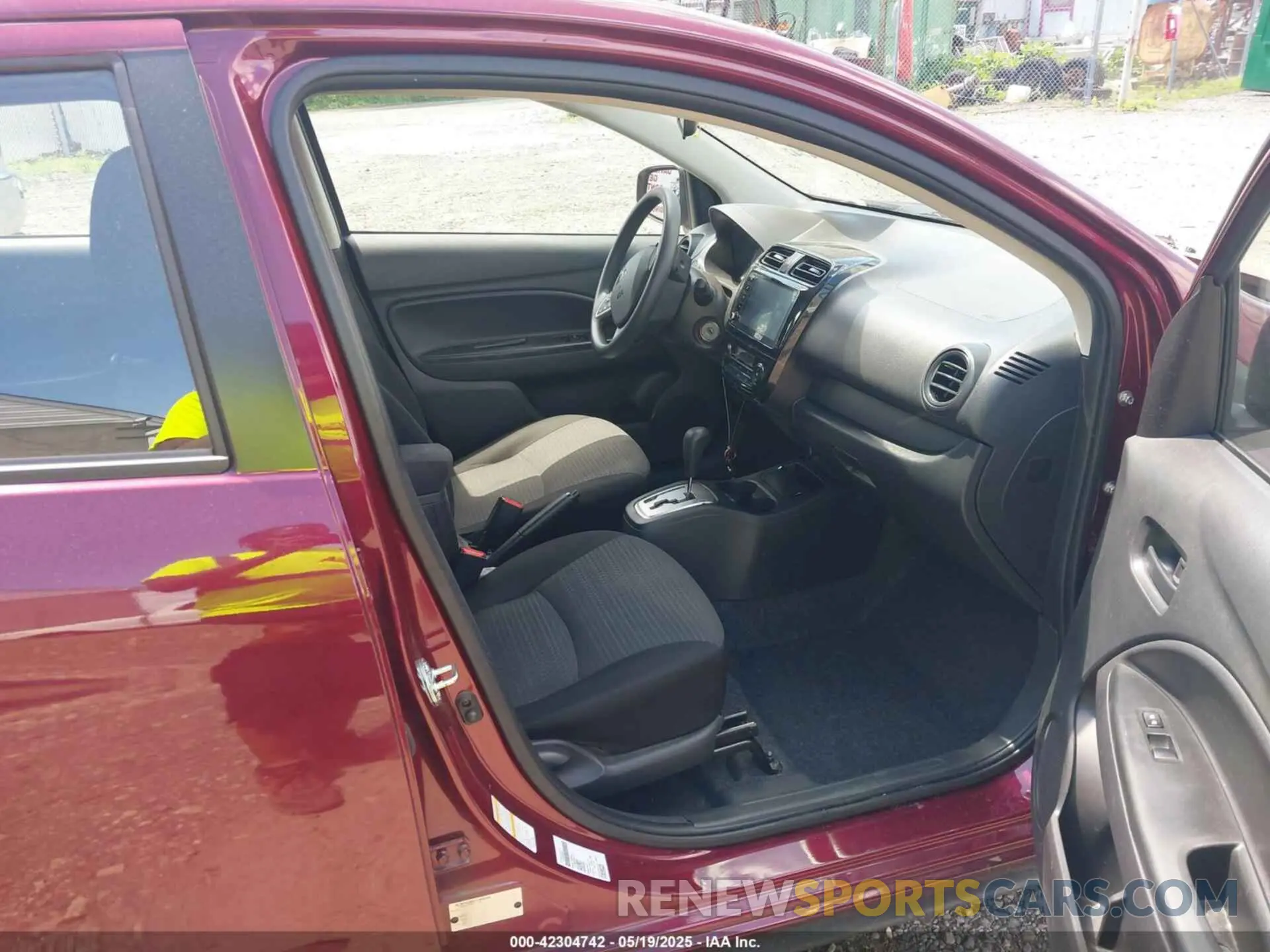 5 Photograph of a damaged car ML32FUFJ0PHF01177 MITSUBISHI MIRAGE G4 2023