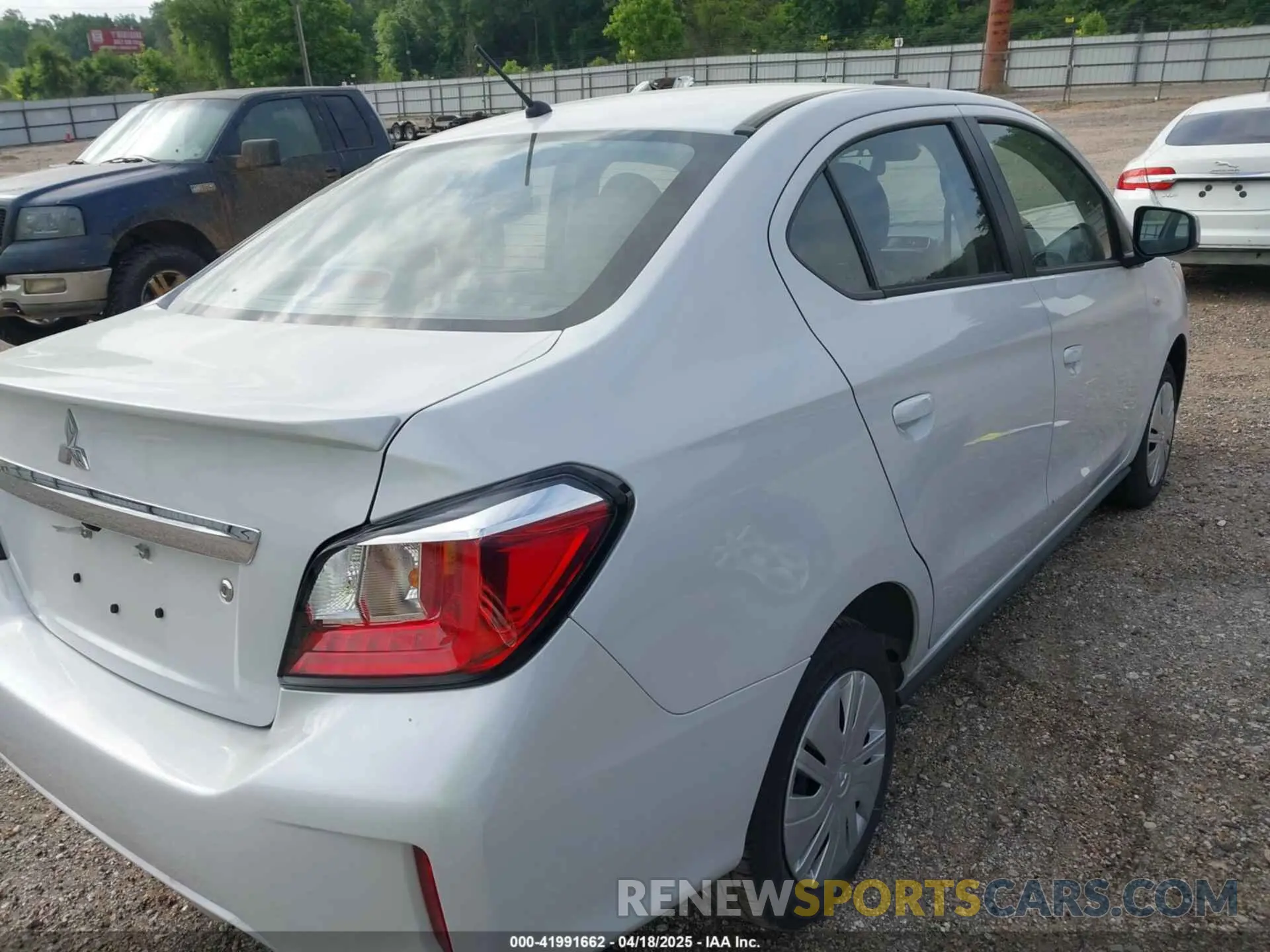 21 Фотография поврежденного автомобиля ML32FUFJ0RHF14238 MITSUBISHI MIRAGE G4 2024
