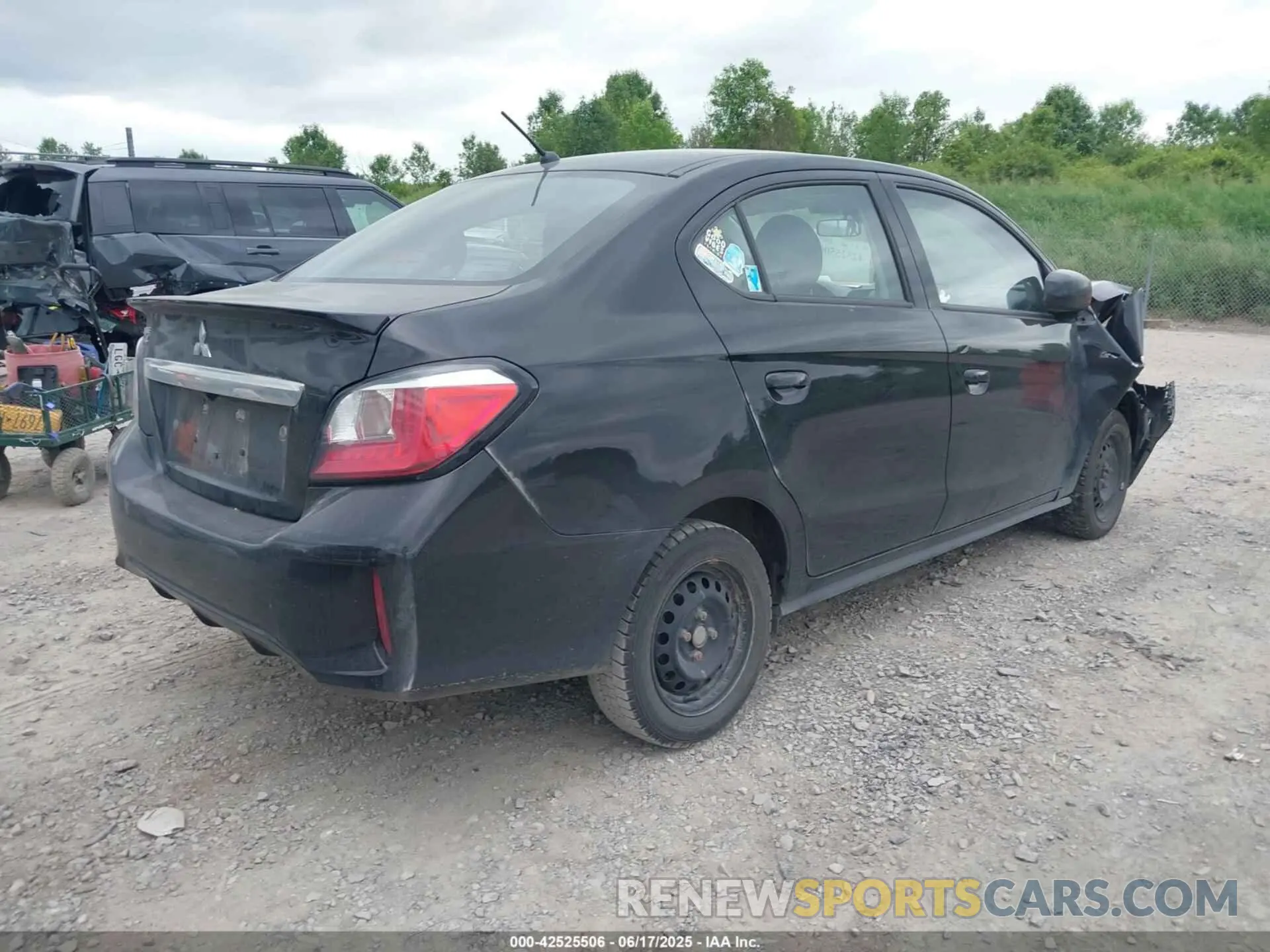 4 Photograph of a damaged car ML32FUFJ5RHF02733 MITSUBISHI MIRAGE G4 2024