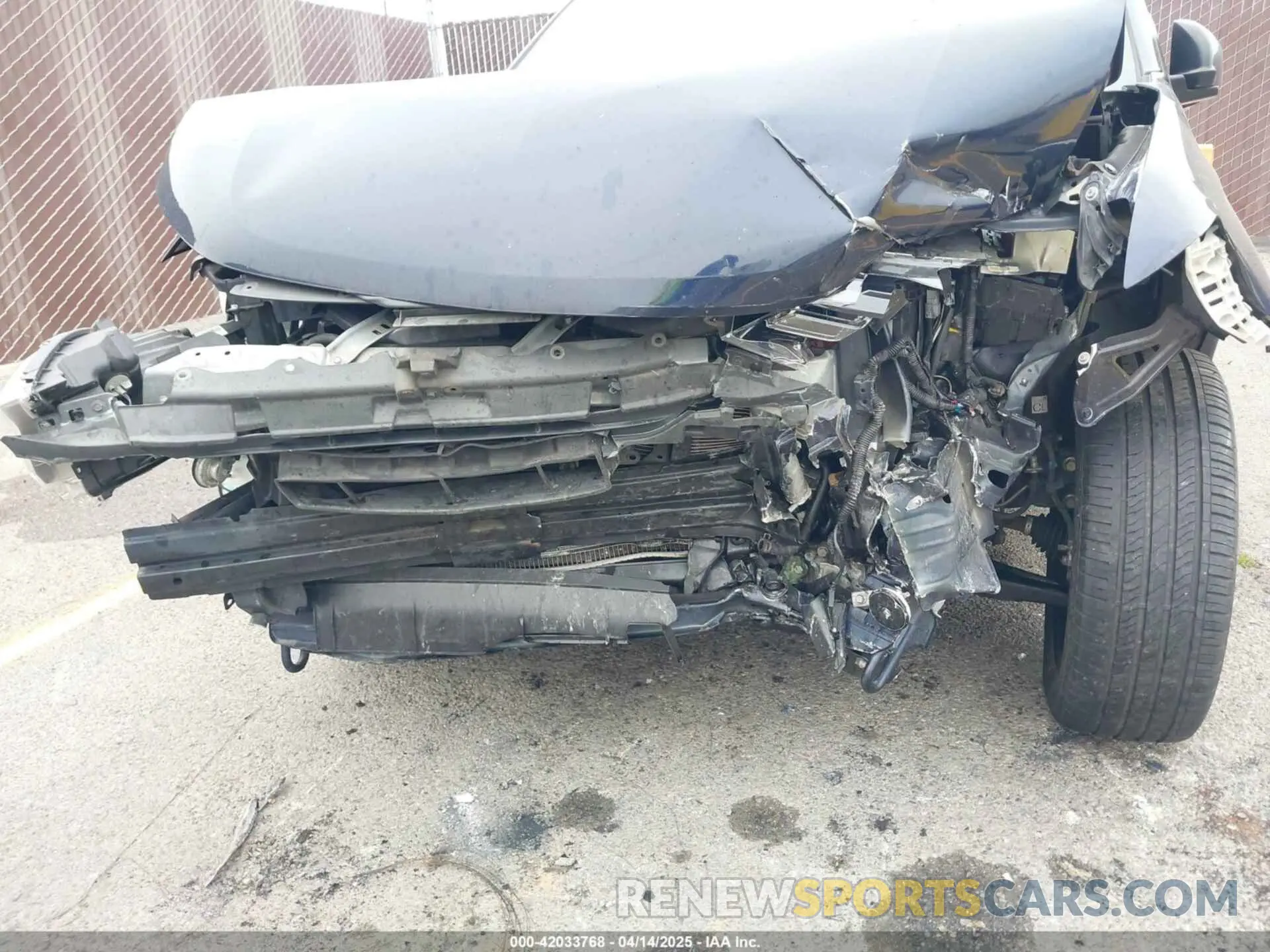 6 Photograph of a damaged car JA4AD2A34KJ000474 MITSUBISHI OUTLANDER 2019