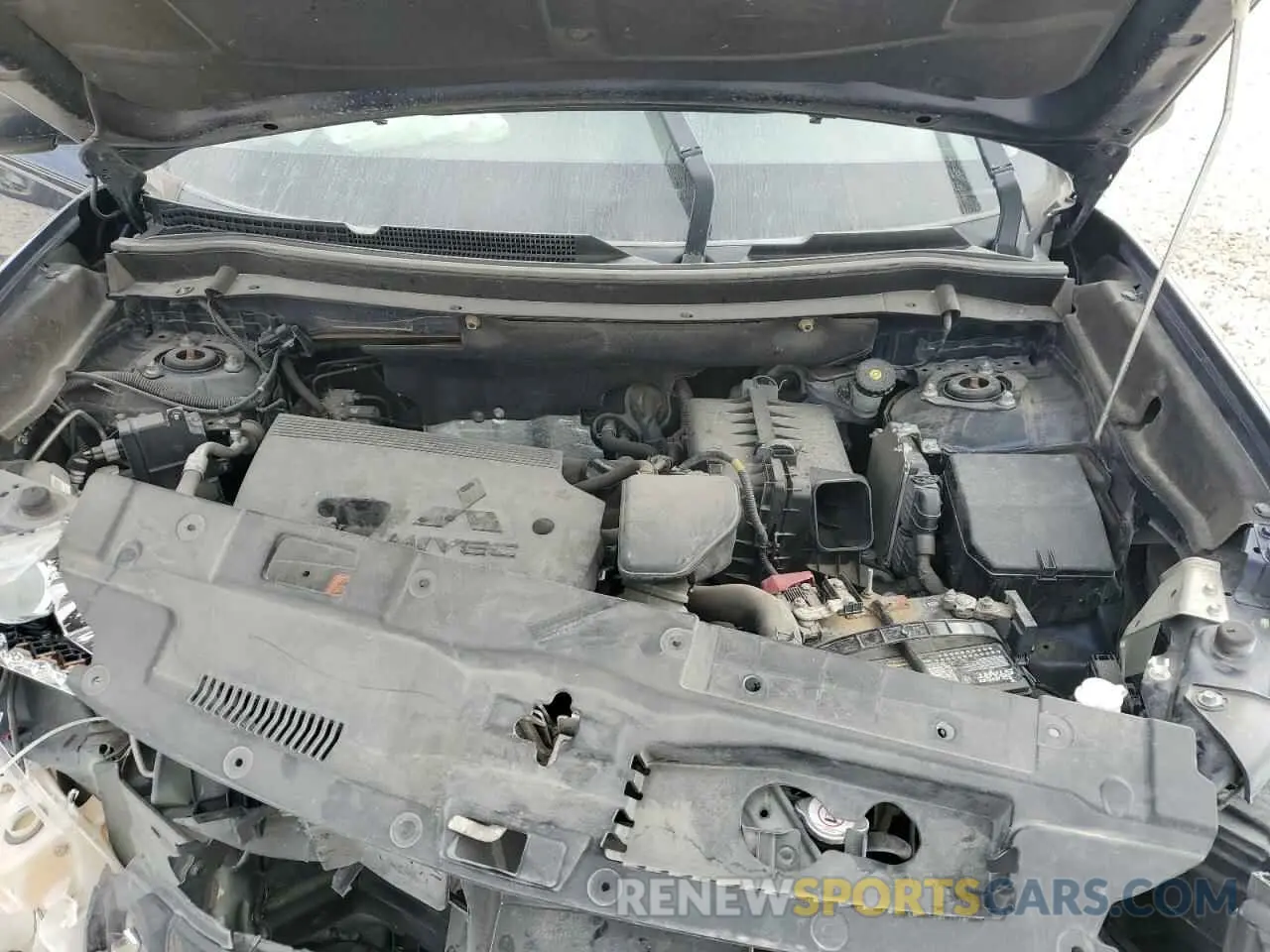14 Photograph of a damaged car JA4AD2A37KZ006528 MITSUBISHI OUTLANDER 2019