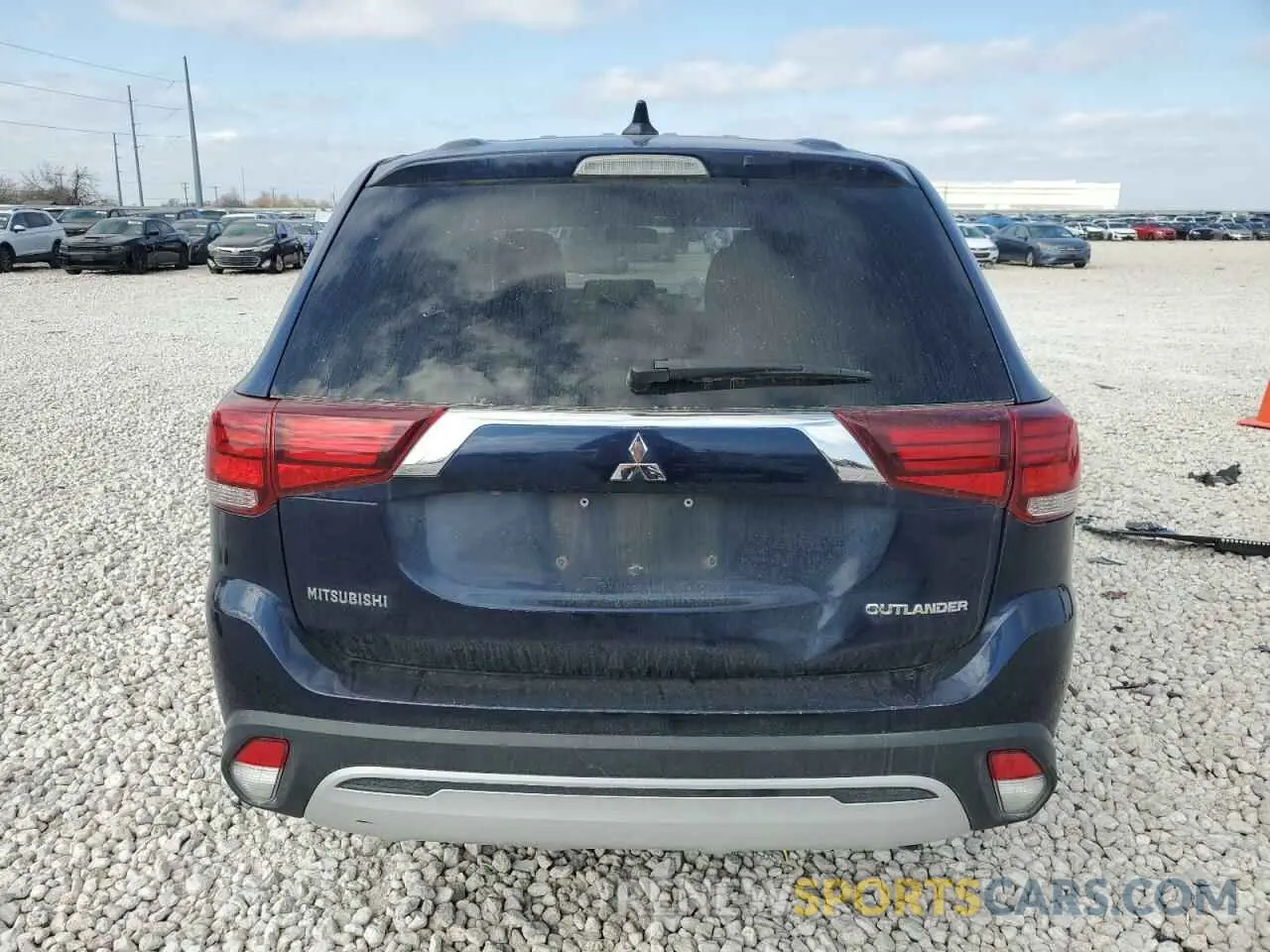 6 Photograph of a damaged car JA4AD2A37KZ006528 MITSUBISHI OUTLANDER 2019
