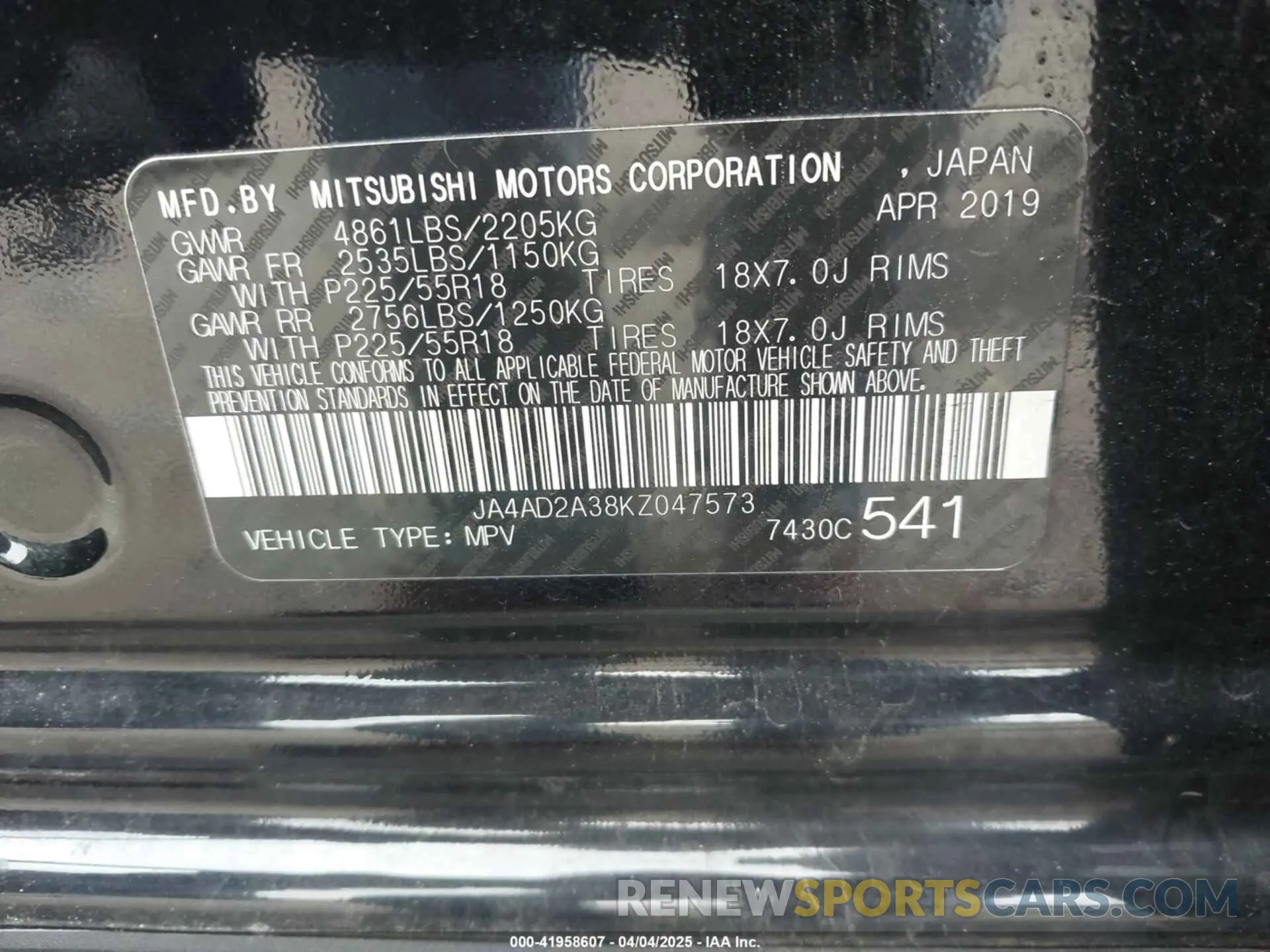 9 Photograph of a damaged car JA4AD2A38KZ047573 MITSUBISHI OUTLANDER 2019