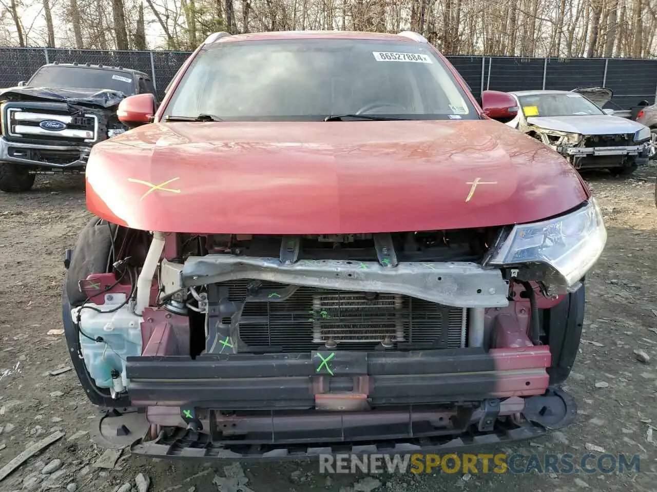 5 Photograph of a damaged car JA4AD3A30KZ034516 MITSUBISHI OUTLANDER 2019