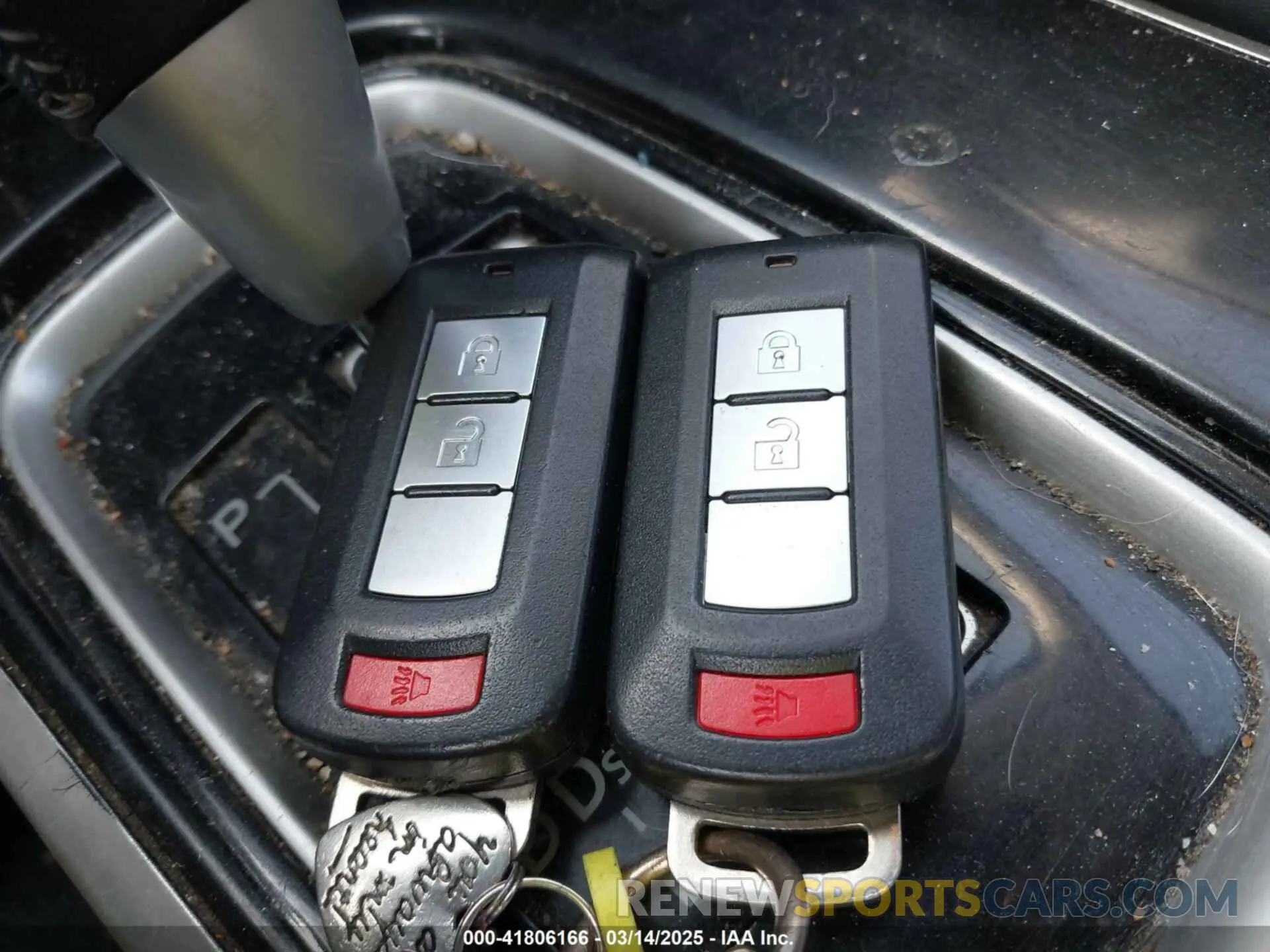 11 Фотография поврежденного автомобиля JA4AD3A30KZ043670 MITSUBISHI OUTLANDER 2019