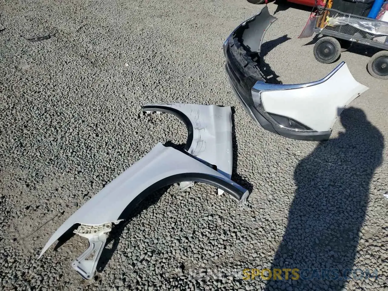 13 Фотография поврежденного автомобиля JA4AD3A32KZ015191 MITSUBISHI OUTLANDER 2019