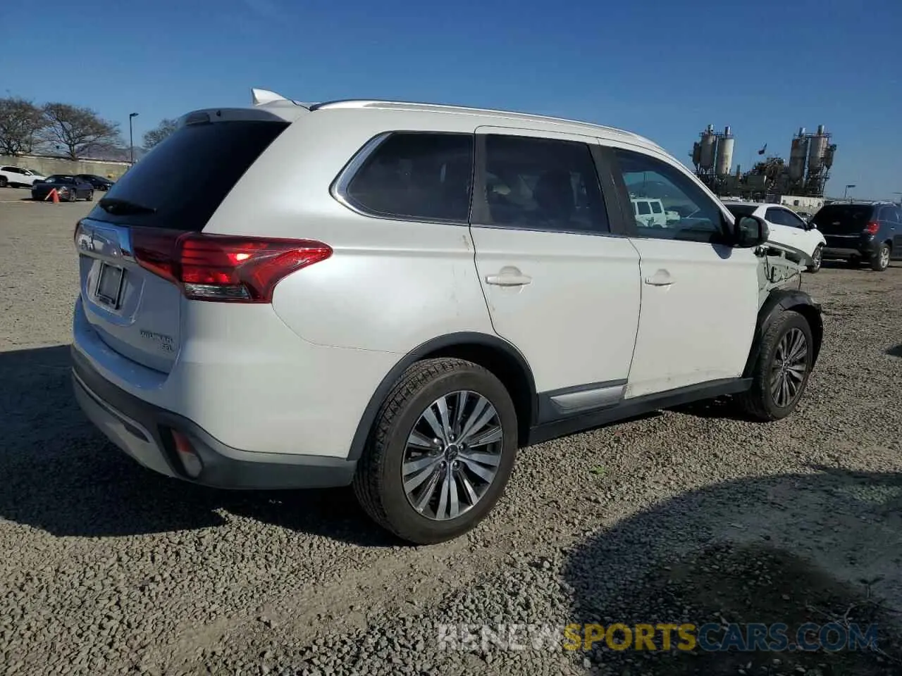 3 Фотография поврежденного автомобиля JA4AD3A32KZ015191 MITSUBISHI OUTLANDER 2019