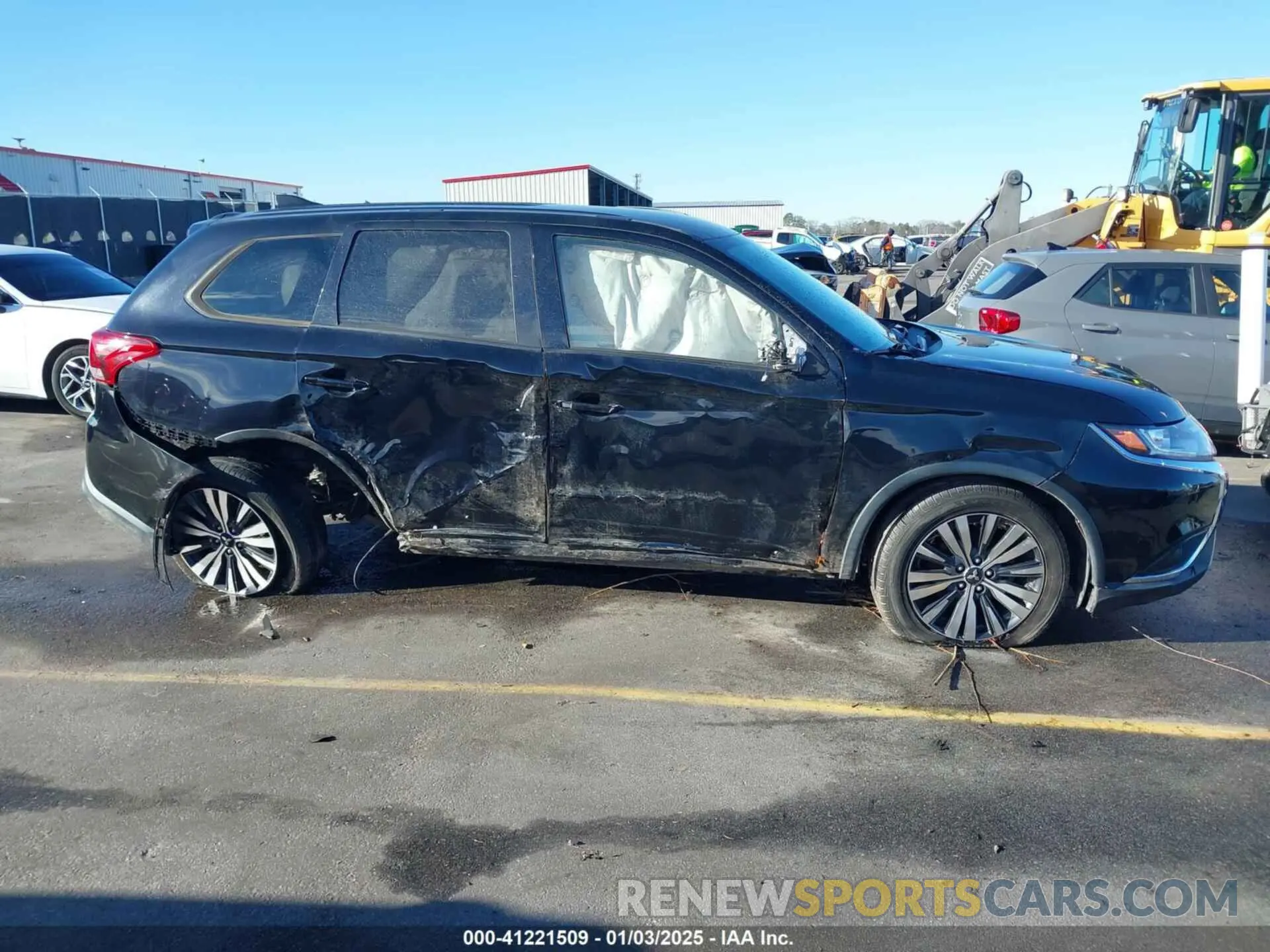 13 Photograph of a damaged car JA4AD3A32KZ047770 MITSUBISHI OUTLANDER 2019