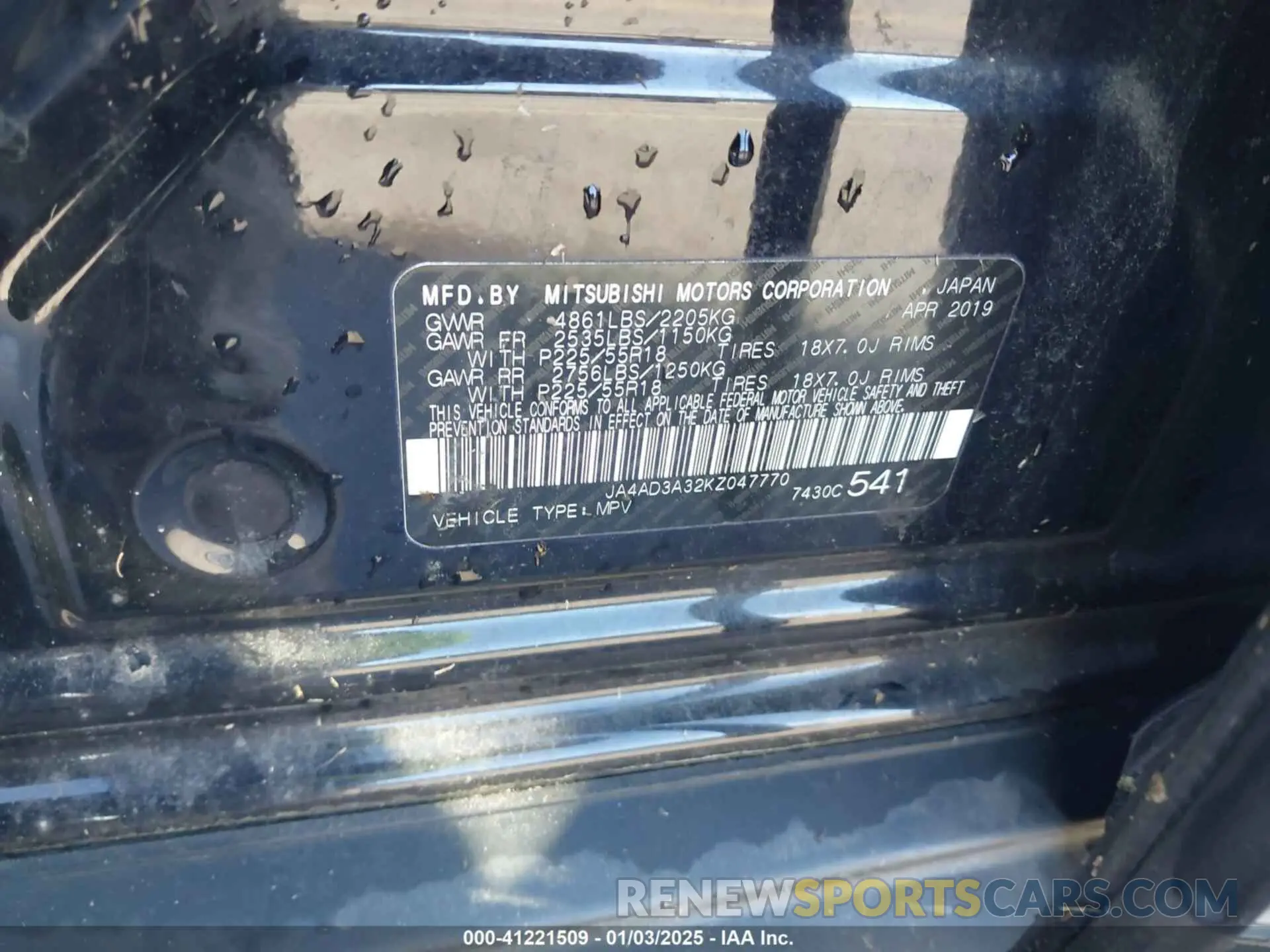 9 Photograph of a damaged car JA4AD3A32KZ047770 MITSUBISHI OUTLANDER 2019