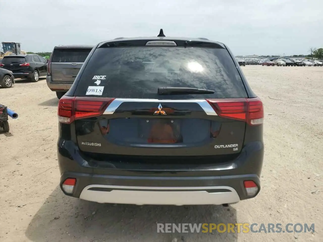 6 Photograph of a damaged car JA4AD3A32KZ054976 MITSUBISHI OUTLANDER 2019