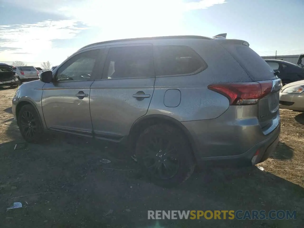 2 Фотография поврежденного автомобиля JA4AD3A34KZ031229 MITSUBISHI OUTLANDER 2019