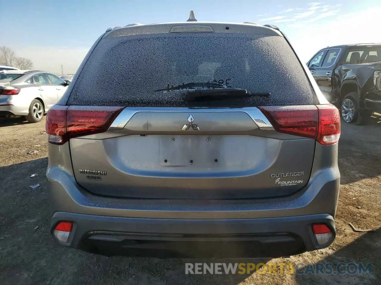 6 Фотография поврежденного автомобиля JA4AD3A34KZ031229 MITSUBISHI OUTLANDER 2019