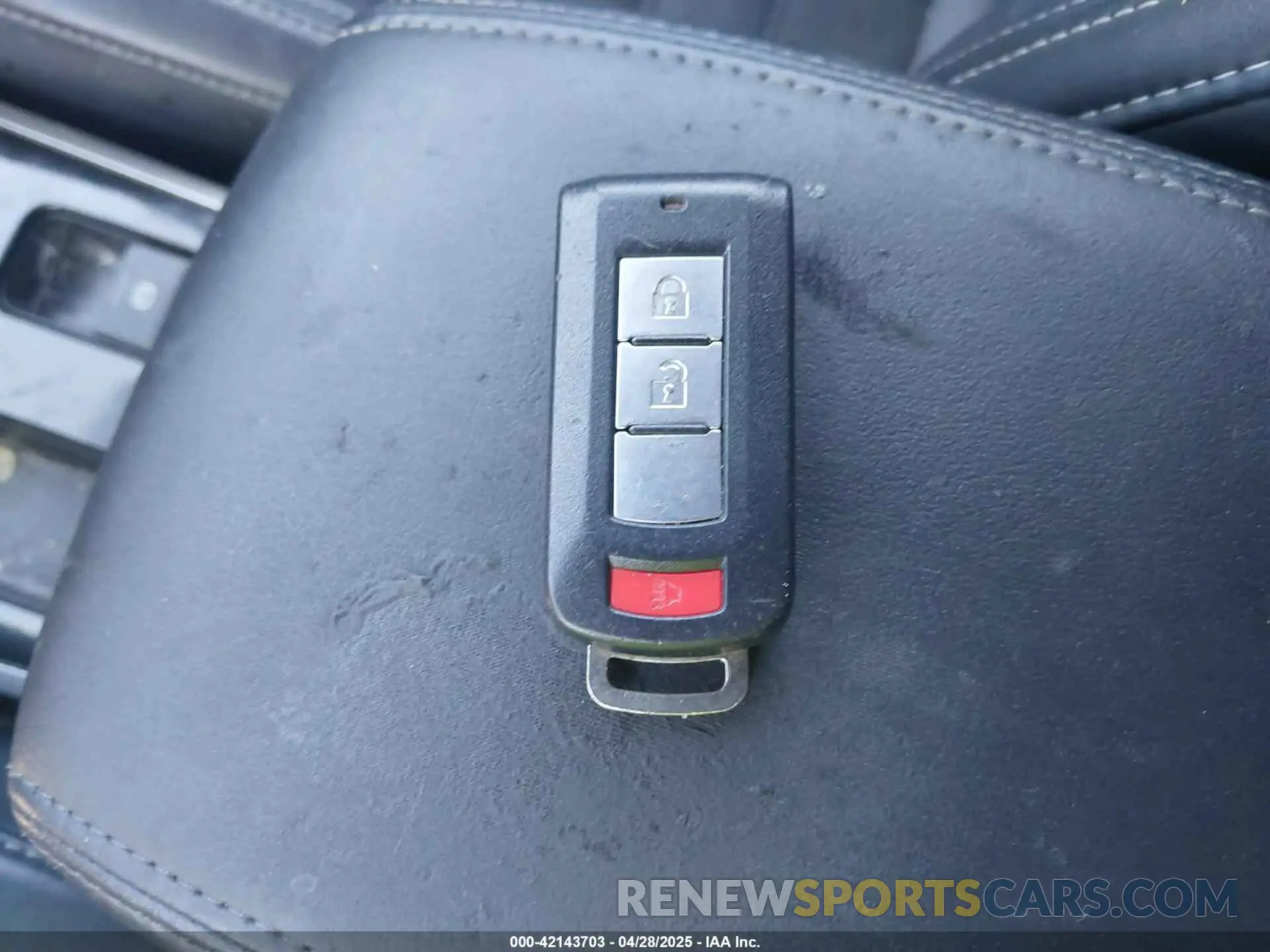 11 Фотография поврежденного автомобиля JA4AD3A35KZ025472 MITSUBISHI OUTLANDER 2019
