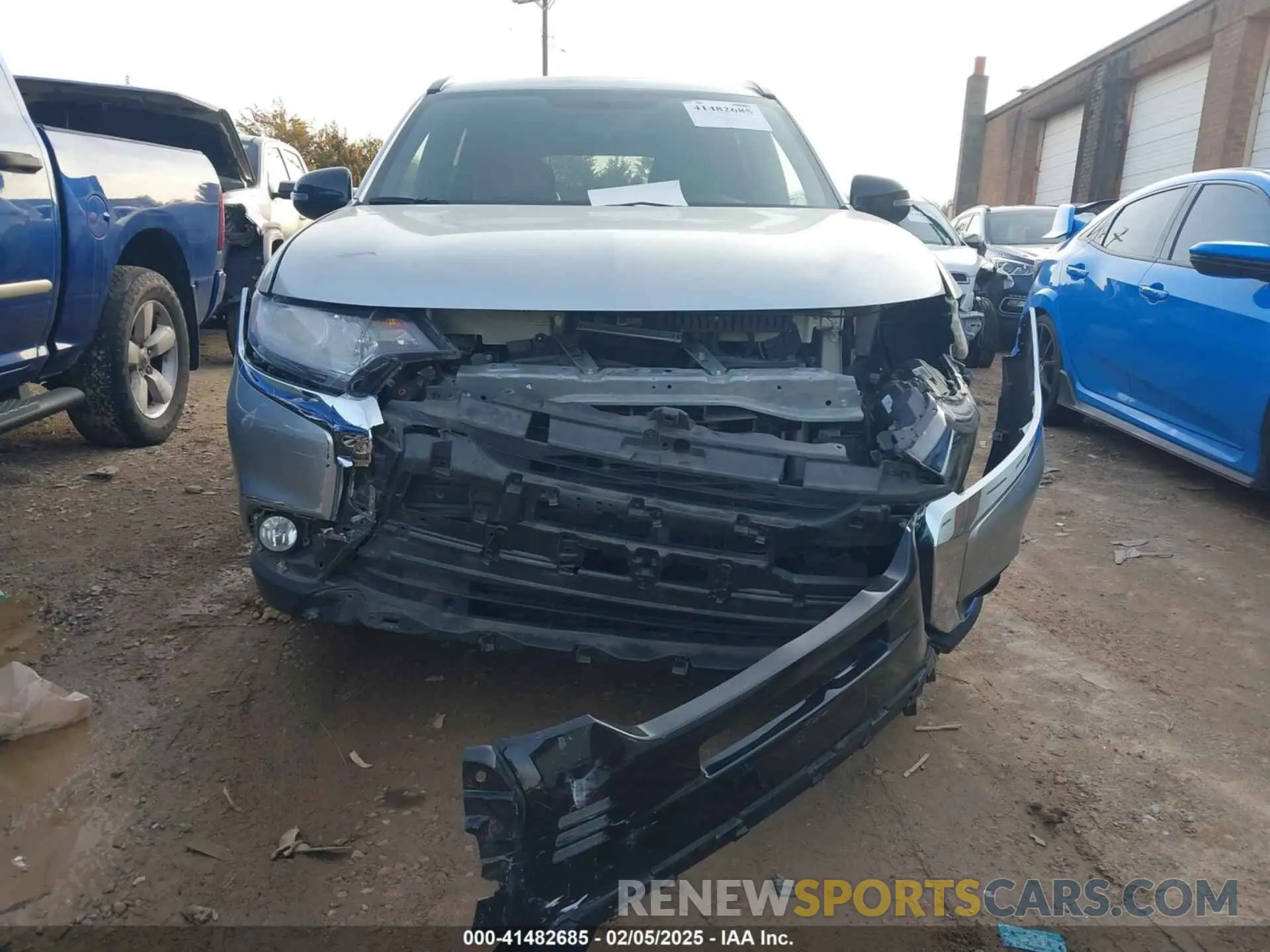 12 Фотография поврежденного автомобиля JA4AD3A35KZ038416 MITSUBISHI OUTLANDER 2019