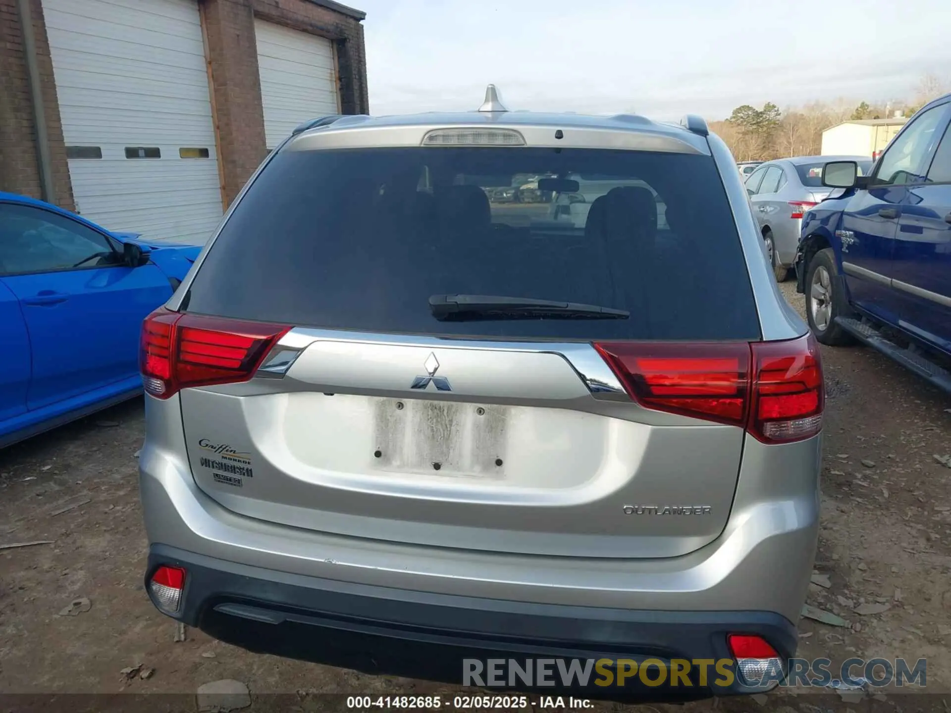 16 Фотография поврежденного автомобиля JA4AD3A35KZ038416 MITSUBISHI OUTLANDER 2019