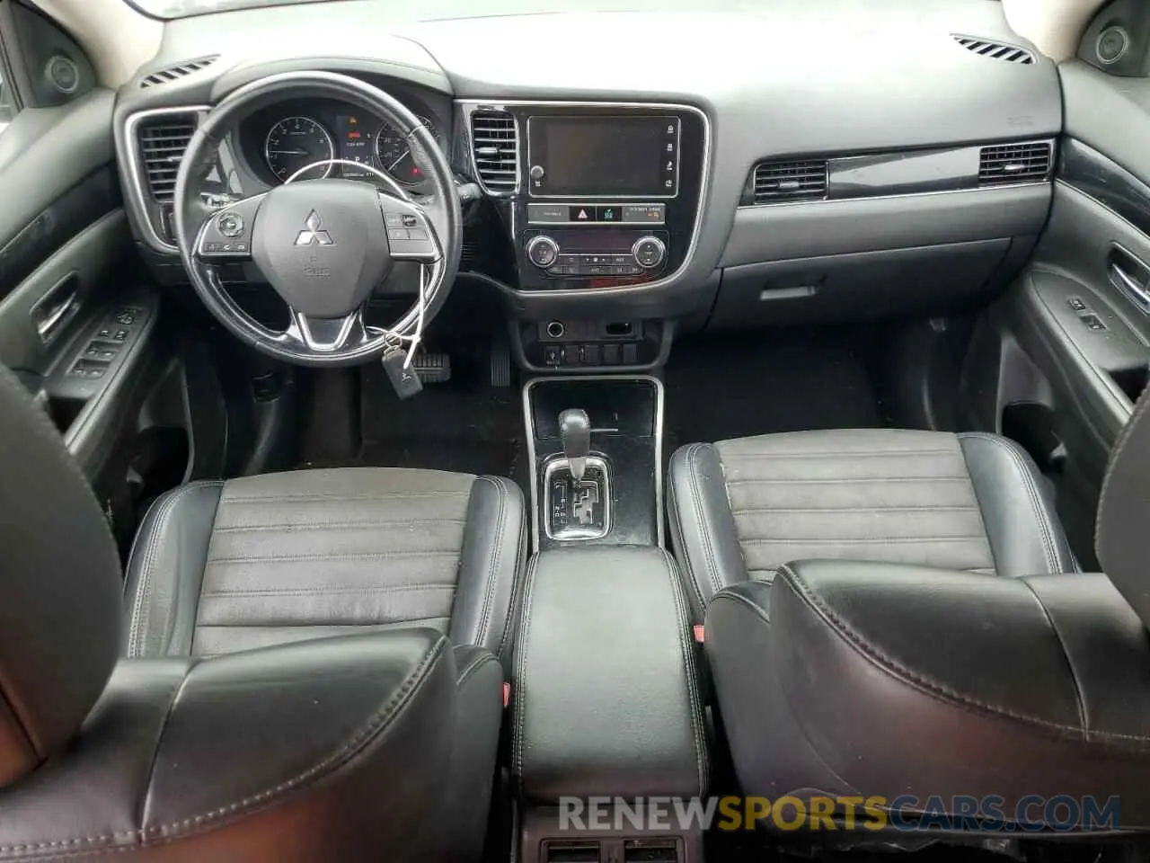 8 Фотография поврежденного автомобиля JA4AD3A35KZ043079 MITSUBISHI OUTLANDER 2019
