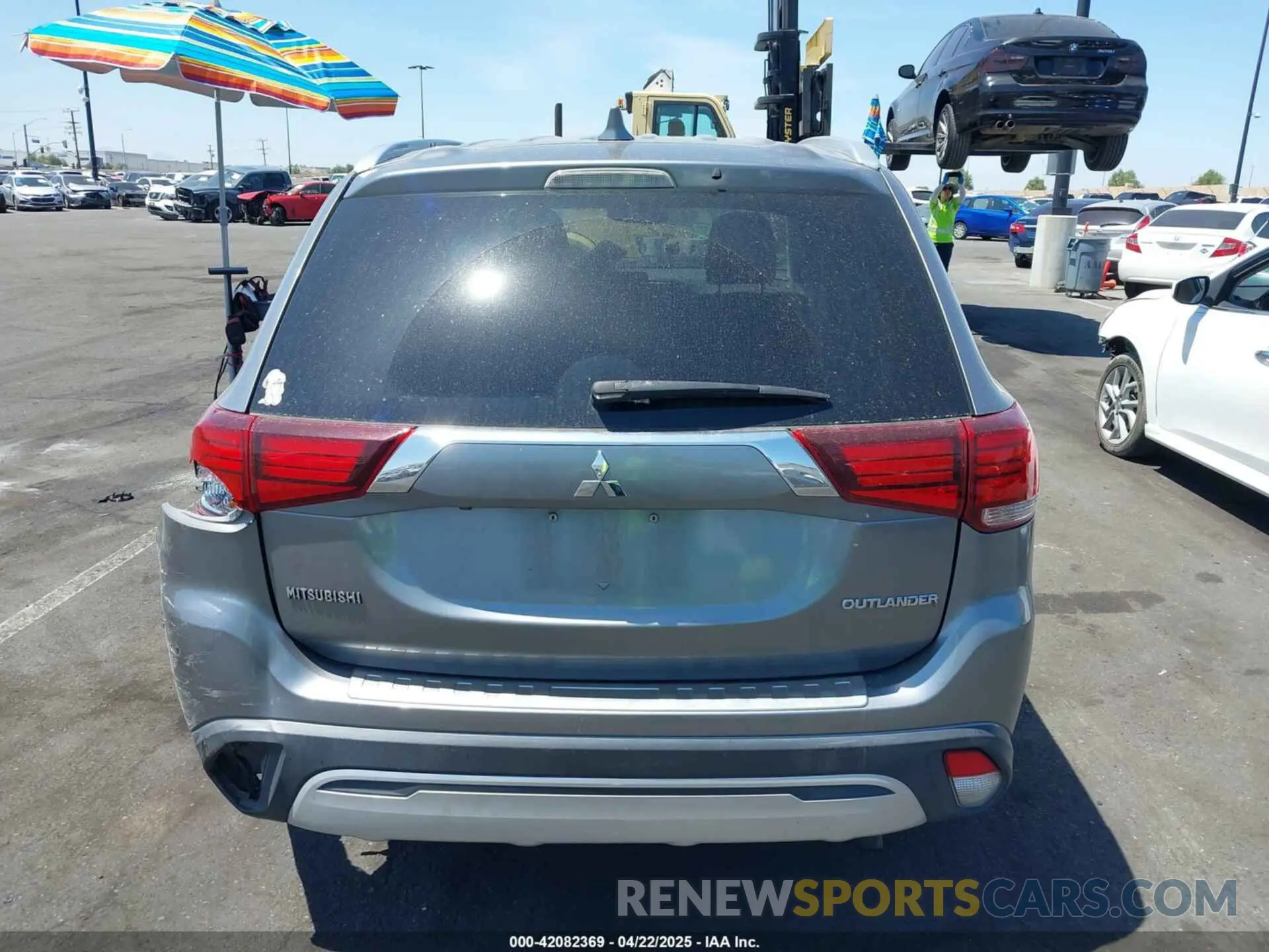 16 Фотография поврежденного автомобиля JA4AD3A37KZ055136 MITSUBISHI OUTLANDER 2019