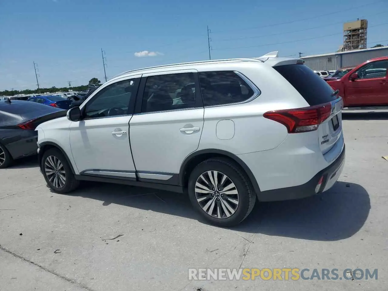 2 Photograph of a damaged car JA4AD3A38KZ008665 MITSUBISHI OUTLANDER 2019