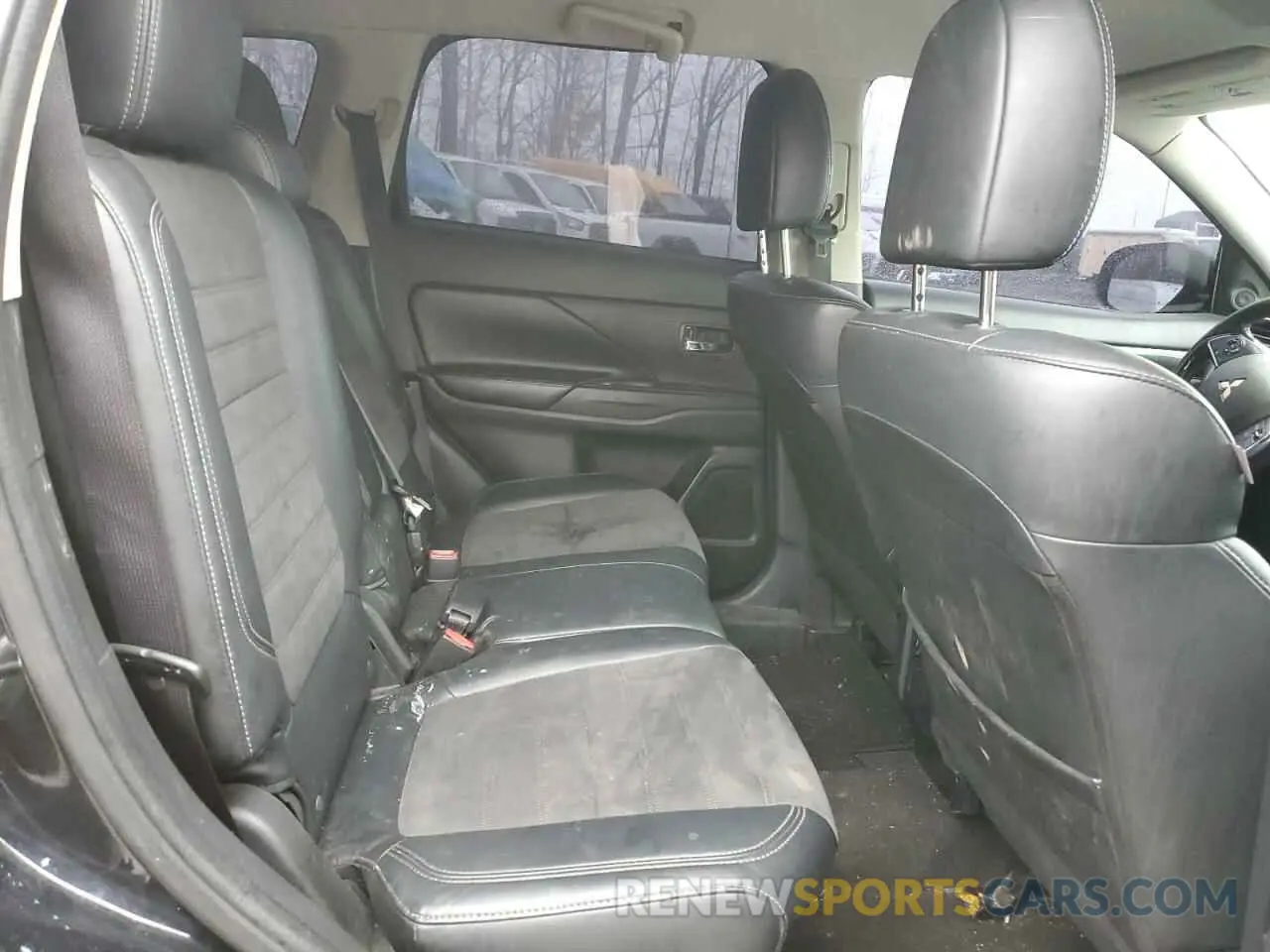 12 Фотография поврежденного автомобиля JA4AD3A38KZ028835 MITSUBISHI OUTLANDER 2019