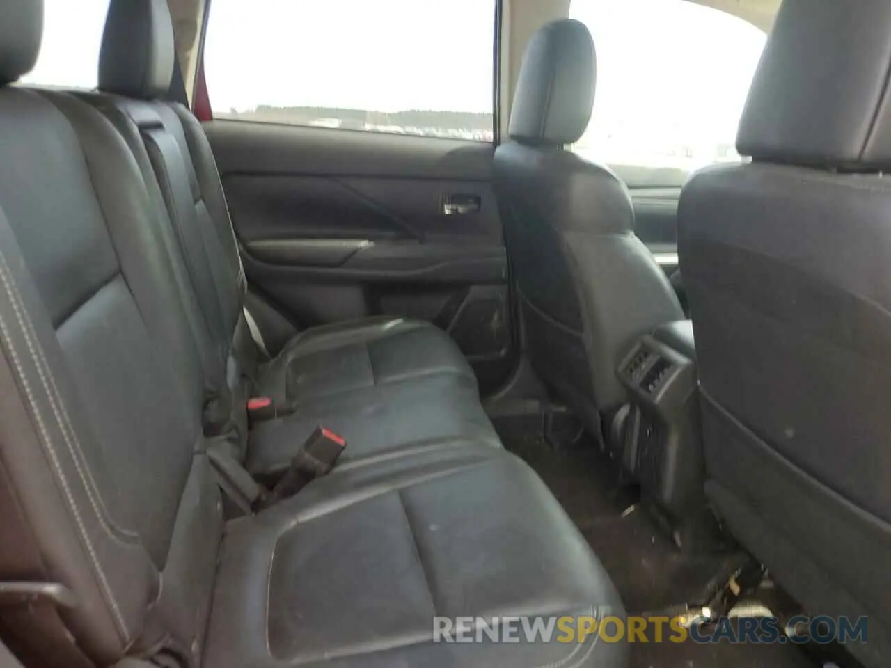 11 Фотография поврежденного автомобиля JA4AD3A39KZ004589 MITSUBISHI OUTLANDER 2019