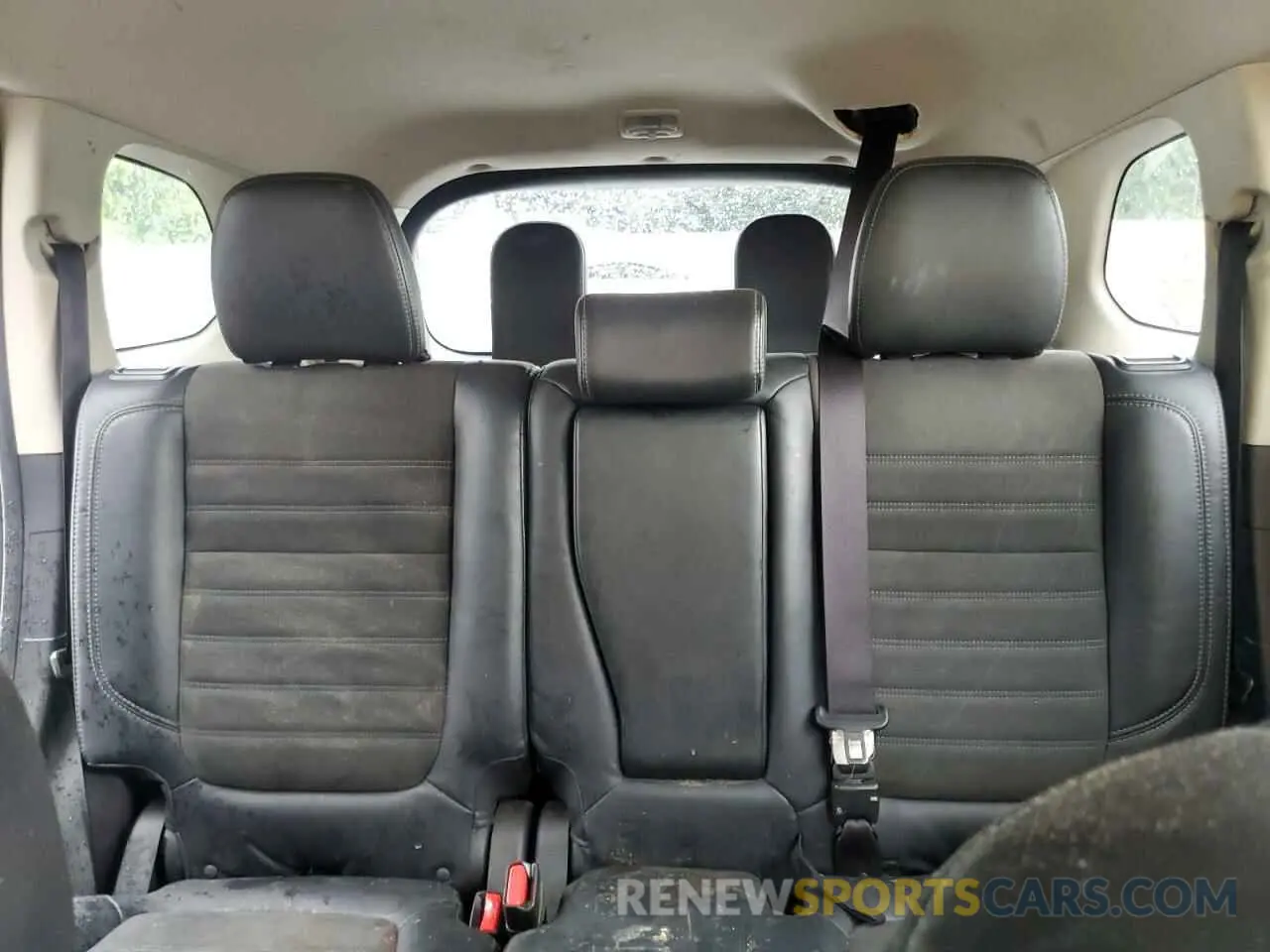 10 Photograph of a damaged car JA4AD3A3XKZ045443 MITSUBISHI OUTLANDER 2019