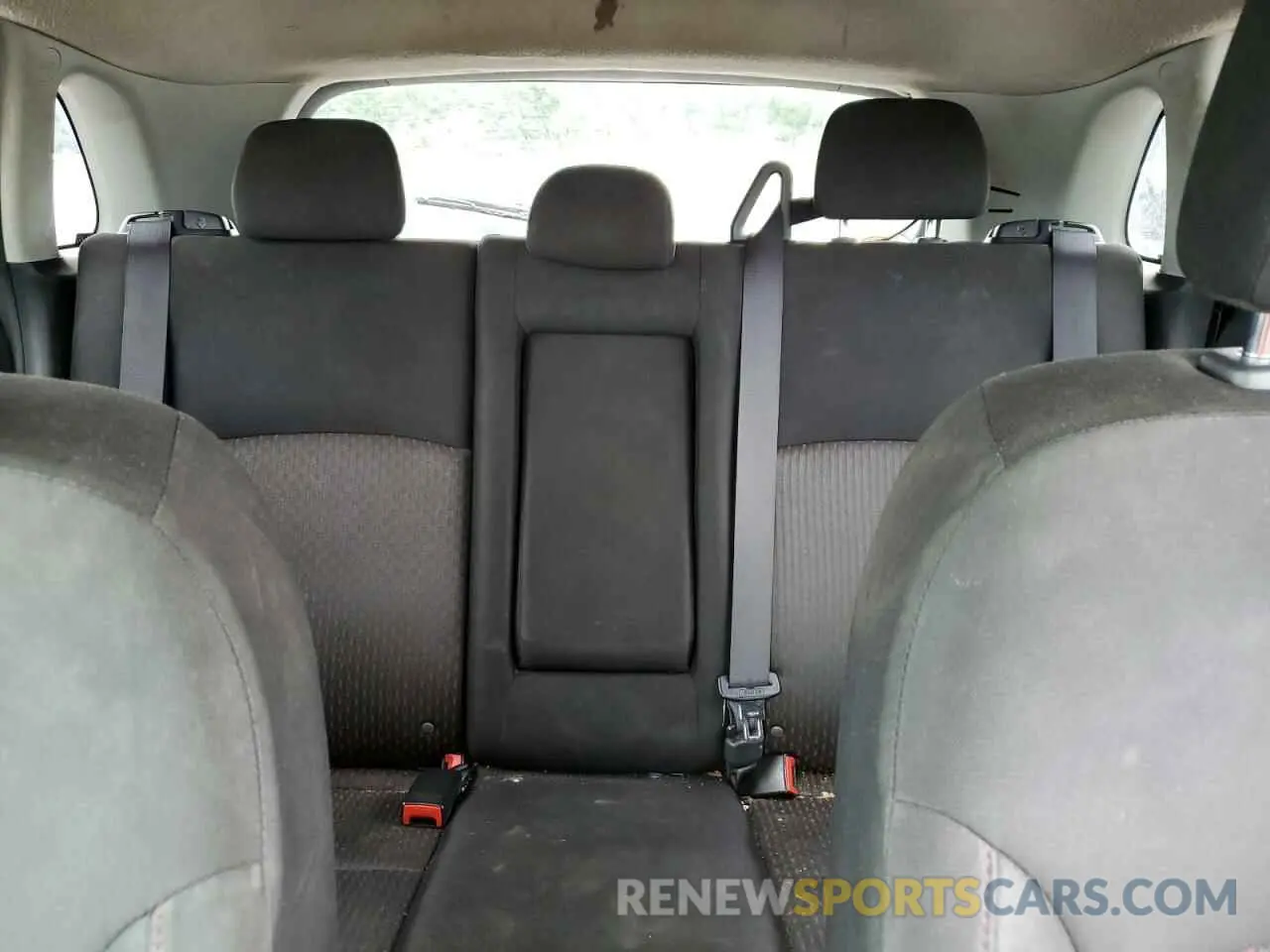 10 Photograph of a damaged car JA4AP3AU0KU017552 MITSUBISHI OUTLANDER 2019