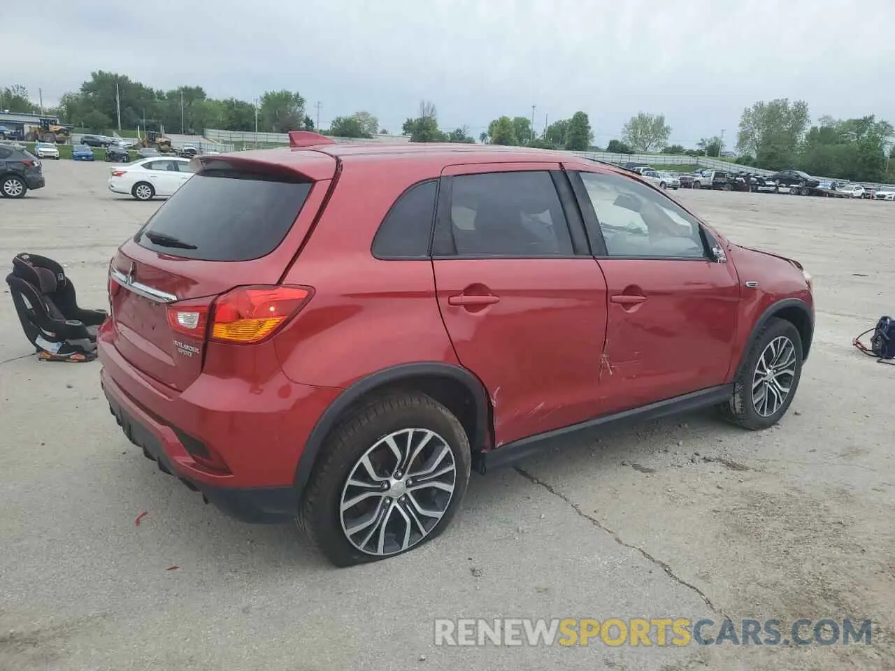 3 Фотография поврежденного автомобиля JA4AP3AU4KU016355 MITSUBISHI OUTLANDER 2019