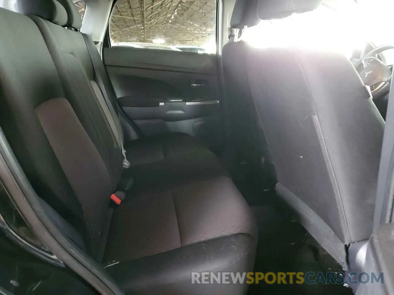 11 Фотография поврежденного автомобиля JA4AP3AU6KU018186 MITSUBISHI OUTLANDER 2019
