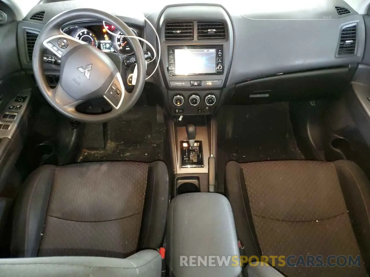 8 Фотография поврежденного автомобиля JA4AP3AU6KU018186 MITSUBISHI OUTLANDER 2019
